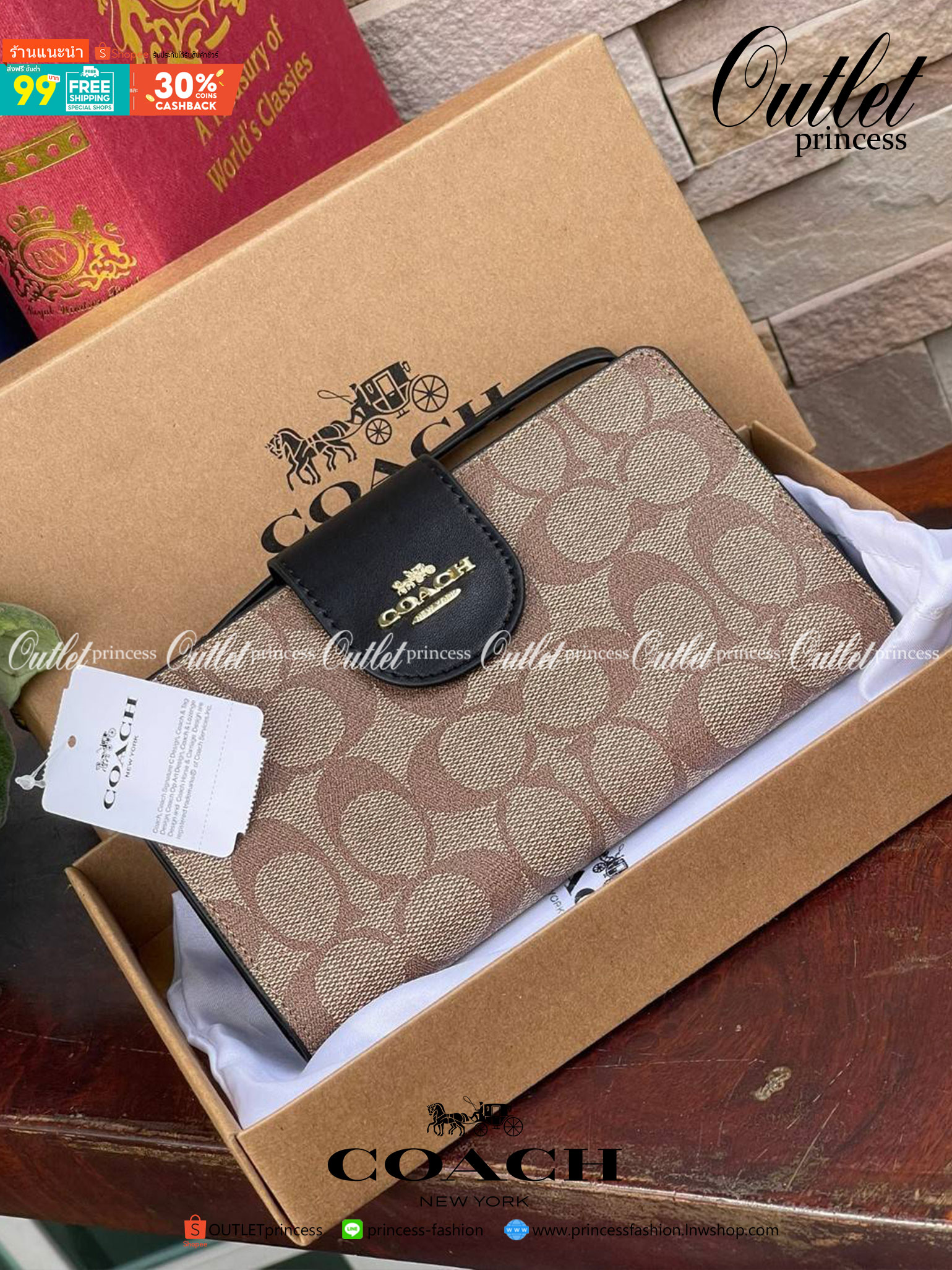 COACH Tech Phone Wallet In Colorblock Signature Canvas (COACH C2874) อีกหนึ่ง collection ของกระเป๋าสตางค์ที่ดีไซน์ทันสมัยให้ใช้งานได้แบบครบครัน เป็นกระเป๋าสตางค์ ที่มีช่องสำหรับใส่โทรศัพท์มือถือ ธนบัตร เหรียญ และบัตรต่าง ๆ ใช้งานแบบ2ด้าน เพิ่มความสะดวกสบา