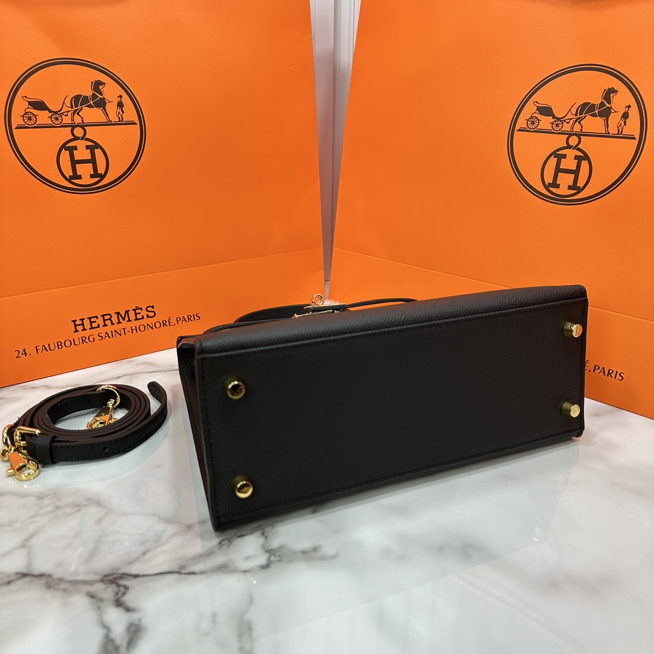 ORI หนังแท้ | Hermes Kelly 25cm / 28cm กระเป๋าสะพายที่สุดแห่งหรูหราลัคชู นิยามของความสง่างามเหนือกาลเวลา แบรนด์เนมในฝัน งดงามดั่งเจ้าหญิง