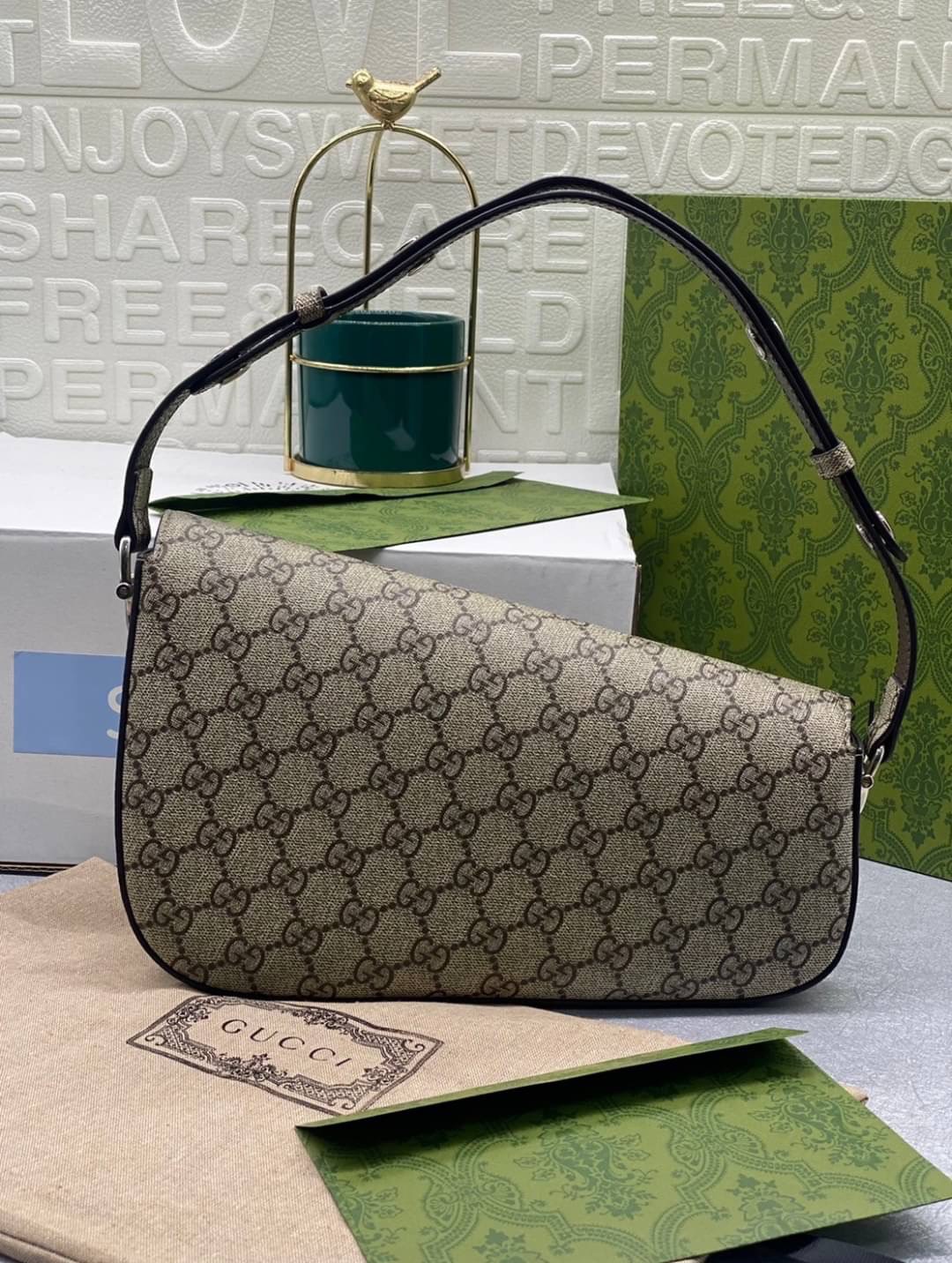 GUCCI HORSEBIT 1955 SMALL SHOULDER BAG กระเป๋าสะพายถือหรือสะพายไหล่ แคนวาสสวยอย่างดี เกรดท็อปออริจินอล 1:1 เกรดดีสุด สลับแท้