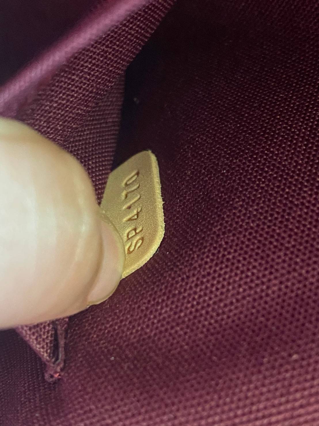 VIP 】หนังแท้ LOUIS VUITTON Favorite Monogram Damier Ebene MM