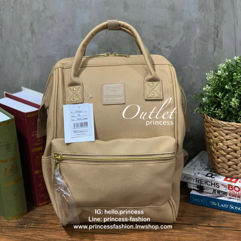 Anello polyurethane leather rucksack รุ่น Mini และ Classic กระเป๋าเป้จากแบรนด์เล็กๆมาสู่แบรนด์ดังทั้งในไทยและญี่ปุ่น วัสดุหนังpuแต่งลายหินอ่อนหนังนิ่ม กันน้ำได้ ภายในมีช่องเล็ก2ช่อง เปิดปิดด้วยซิปคู่ ปากกระเป๋าเป็นโครงสะดวกต่อการหยิบจับของภายใน ด้านข้างมี