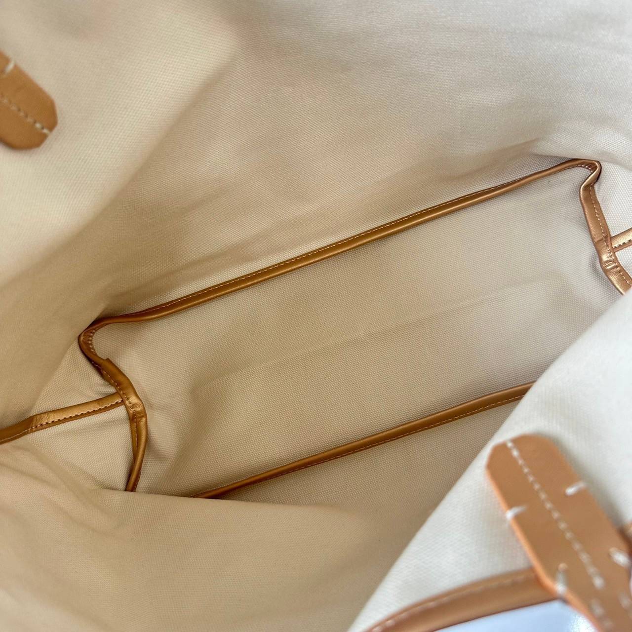 พร้อมส่ง 5 สี PM GOYARD ANJOU PM REVERSIBLE TOTE BAG / Goyard tote bag กระเป๋าทรงโท้ทใบใหญ่ เกรดไฮเอน 1:1 ใช้งานต่างประเทศได้ ภาพถ่ายจากงานขายจริง