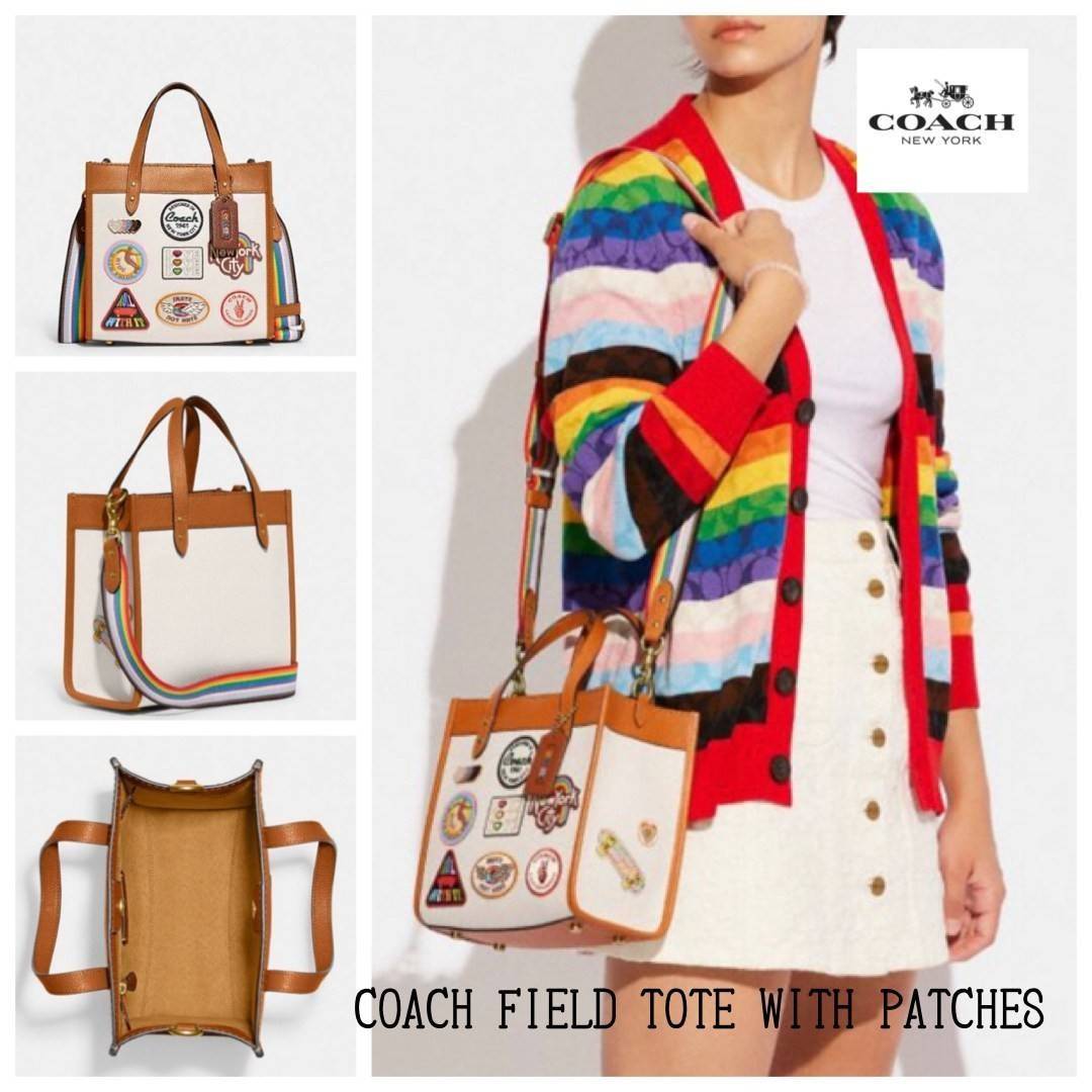 COACH FIELD TOTE 22 WITH PATCHES CA138 ส่วนหนึ่งจาก Coach Pride Collection ซึ่งเป็นการเฉลิมฉลองความเท่าเทียม ความหลากหลาย และการแสดงออกถึงตัวตนที่แท้จริงภายในชุมชน LGBTQIA+ ในเดือนนี้และทุกเดือน ตั้งแต่วันธรรมดาที่วุ่นวายไปจนถึงวันหยุดสุดสัปดาห์ที่เต็มไปด