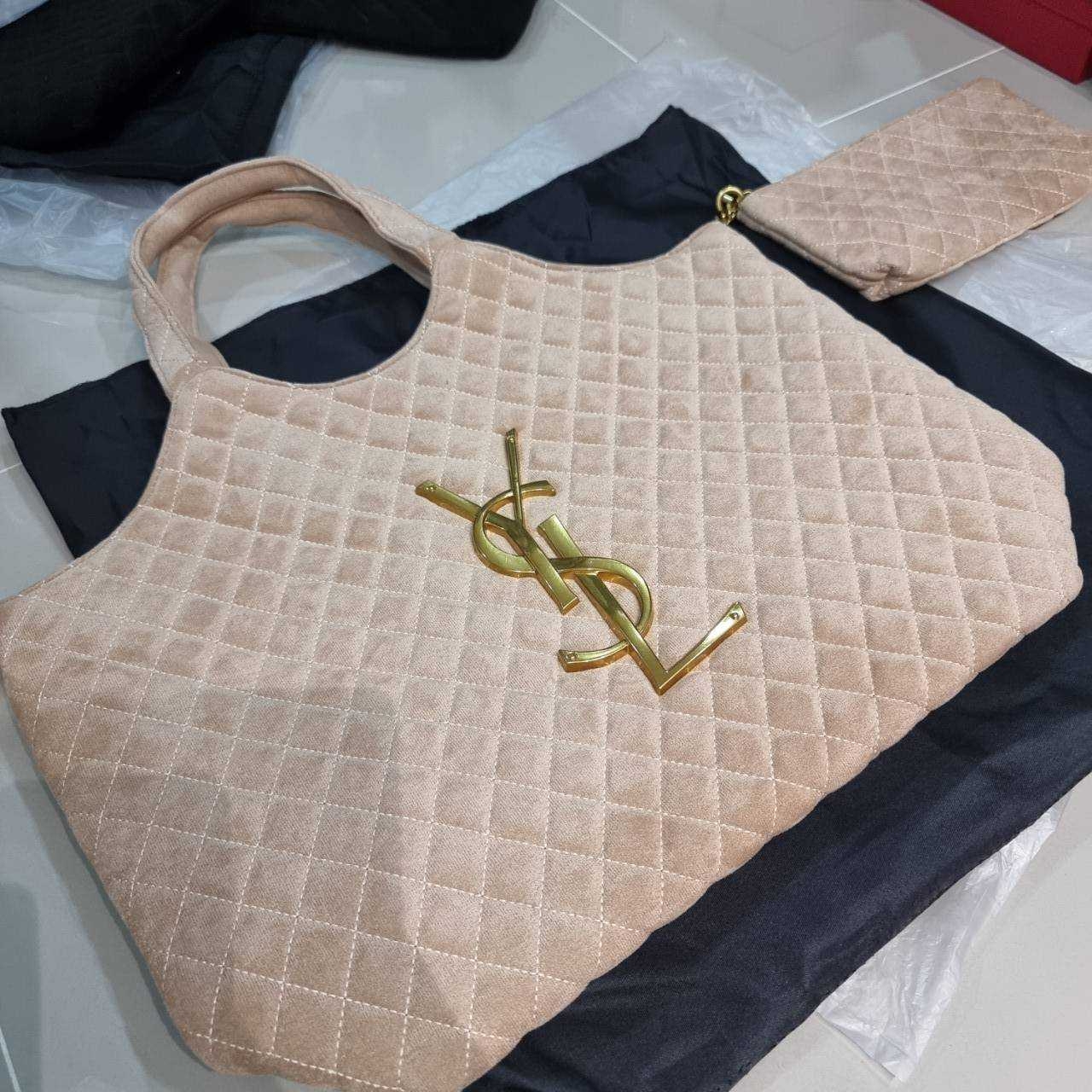 YSL ICARE MAXI SHOPPING BAG / YSL tote bag กระเป๋าใบใหญ่ทรงโท้ท รุ่นผ้ากำมะหยี่ เกรดออริ 1:1 ใช้งานต่างประเทศได้