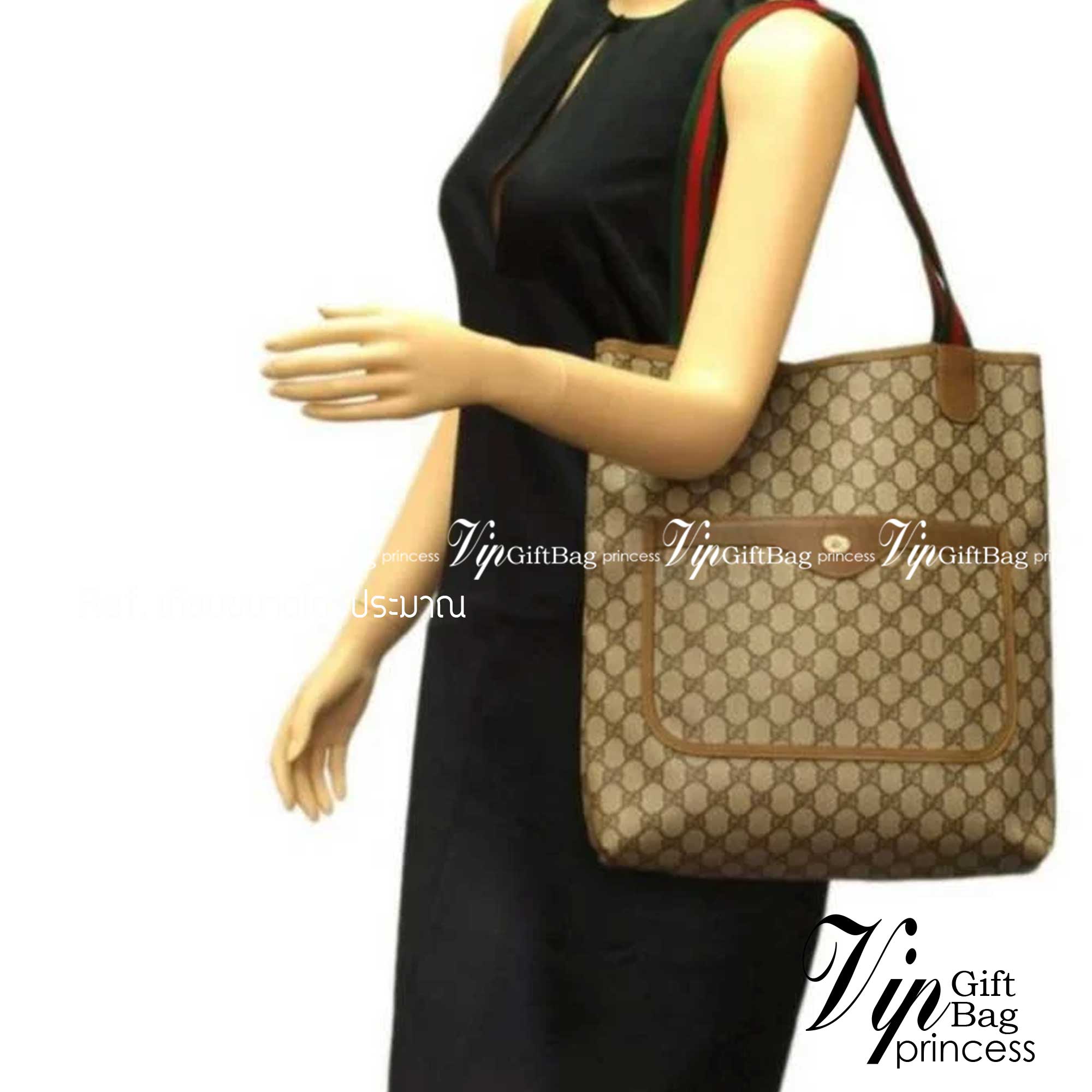 GUCCI tote bag vintage monogram 16" เกรดออริจินอล กระเป๋าโท้ทวินเทจใบใหญ่ ตัดเย็บอย่างพิถีพิถัน ภายในช่องโล่งกว้างจุได้เยอะ รูปทรงออกแบบ หยิบจับสะดวก สามารถใส่กระเป๋าสตางค์ พวงกุญแจโทรศัพท์มือถือ iPad และเอกสารได้ จะถือหรือสะพายชิวๆในวันหยุดสบายๆ ก็ส