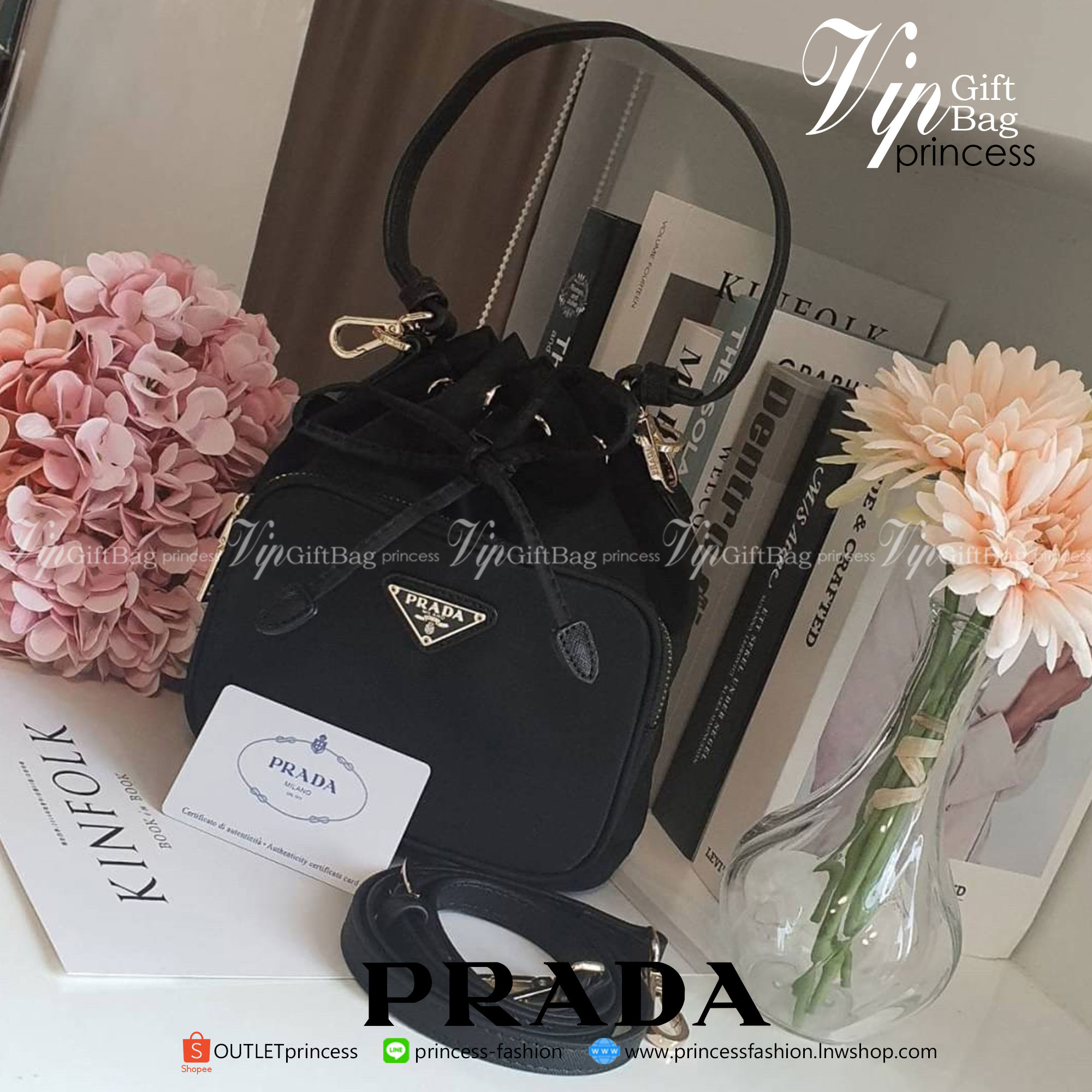 Size Mini PRADA DRAWSTRING BAG WITH STRAP VIP GIFT WITH PURCHASE พรีเมี่ยมกิ๊ฟจากต่างประเทศรุ่น Limited วัสดุ Nylon & Polyester 100%
