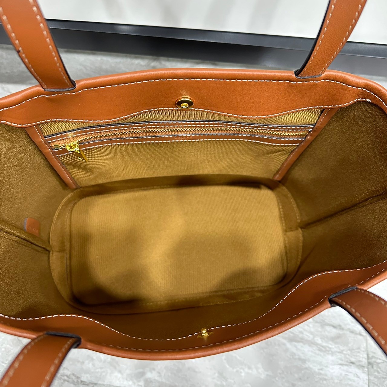 CELINE BUCKET BAG 10" / CELINE CABAS IN TRIOMPHE CANVAS TAN กระเป๋าสะพายทรงโท้ท บัคเก็ตสวยอยู่ทรง เรียบหรูดูแพง เกรดออริ 1:1