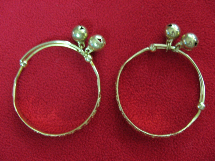 สินค้าหมดค่ะ กำไลข้อเท้าเด็กโตเนื้อทองเหลืองลาย12ราศี เหมาะสำหรับรับขวัญเด็กโตค่ะ