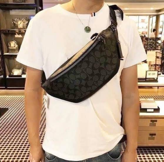 Coach F84711 Warren Mini Belt Bag In Signature Canvas กระเป๋าคาดอก คาดเอว ขนาดกำลังดี ใช้งานง่าย ใช้ได้ทั้งหญิงและชาย