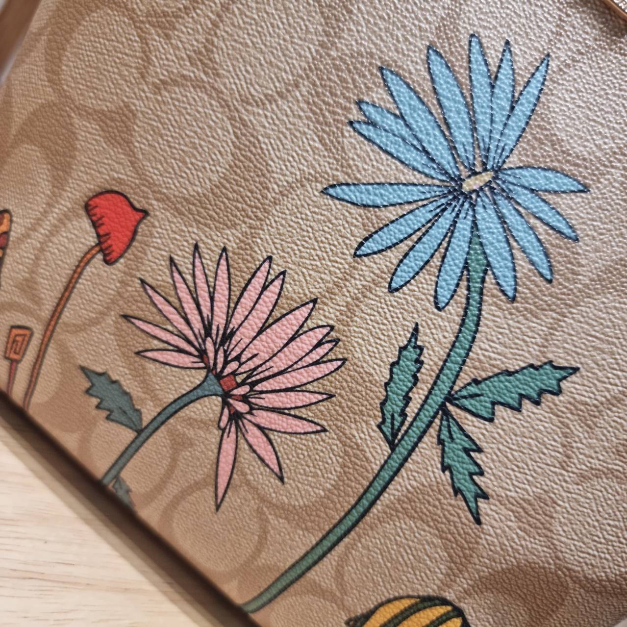 CU394 COACH x OBSERVED BY US CITY BUCKET BAG IN SIGNATURE CANVAS กระเป๋าทรงบัคเก็ต ดีไซน์ลวดลายดอกไม้น่ารักน่าใช้ เกรดท็อปออริ 1:1 สลับแท้