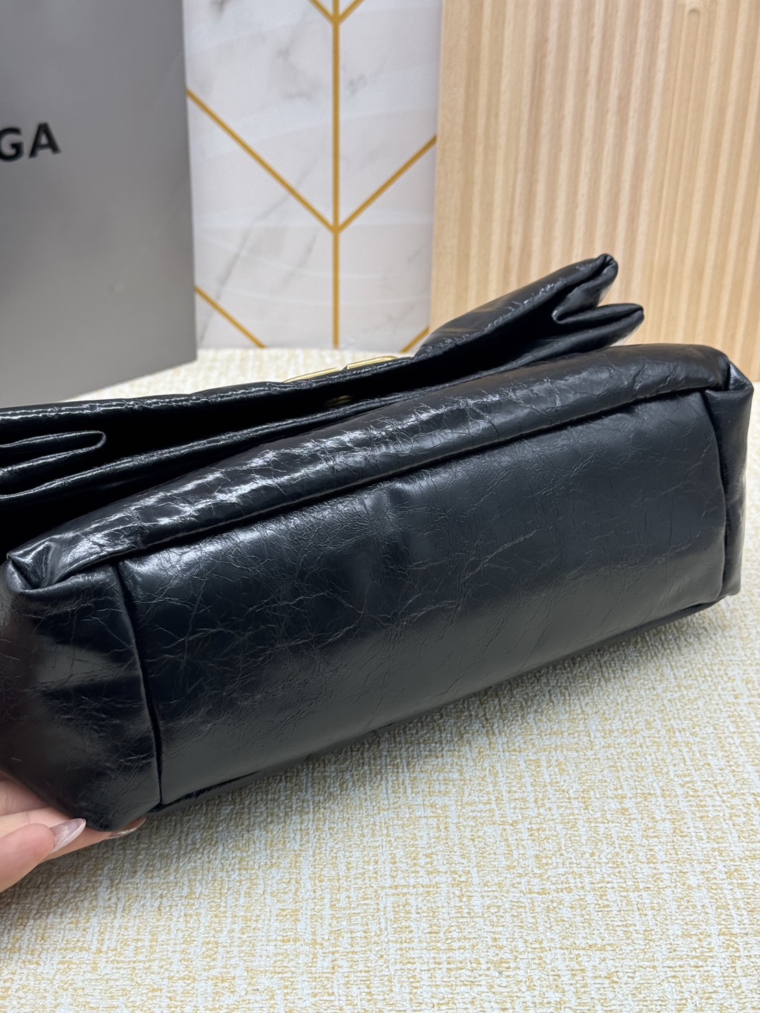 Balenciaga MONACO SMALL CHAIN BAG IN BLACK 28cm กระเป๋าทรงโท้ทใบใหญ่ งานหนังยับสวยเต็มใบ เกรดออริ สลับแท้ 1:1 ใช้งานต่างประเทศได้