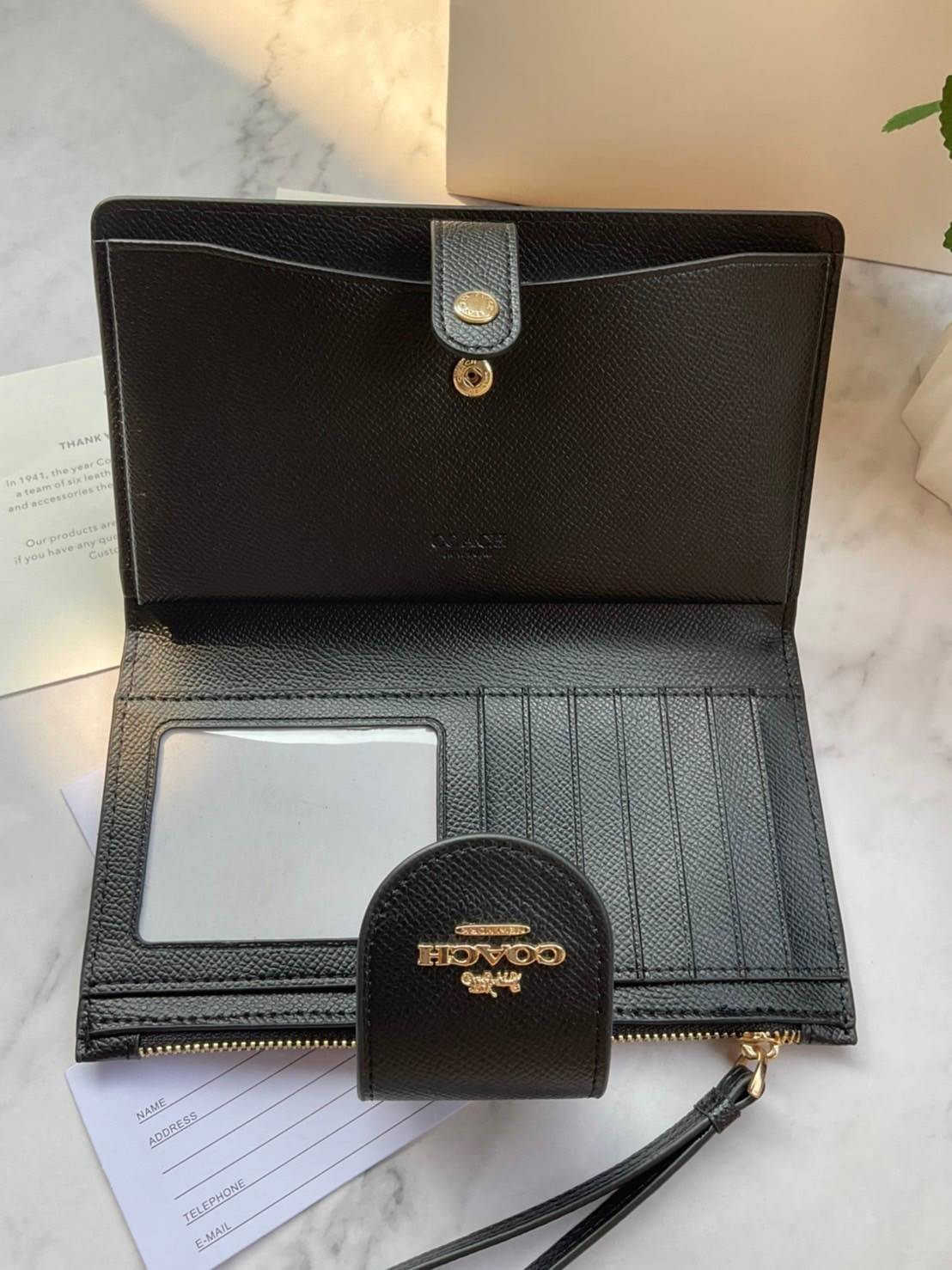 COACH TECH WALLET (COACH C2869) New Coach กระเป๋าสตางค์ใบยาวรุ่นใหม่ ใส่โทรศัพท์ได้ด้วยน๊า!! คอลเลคชั่นสวยหรู