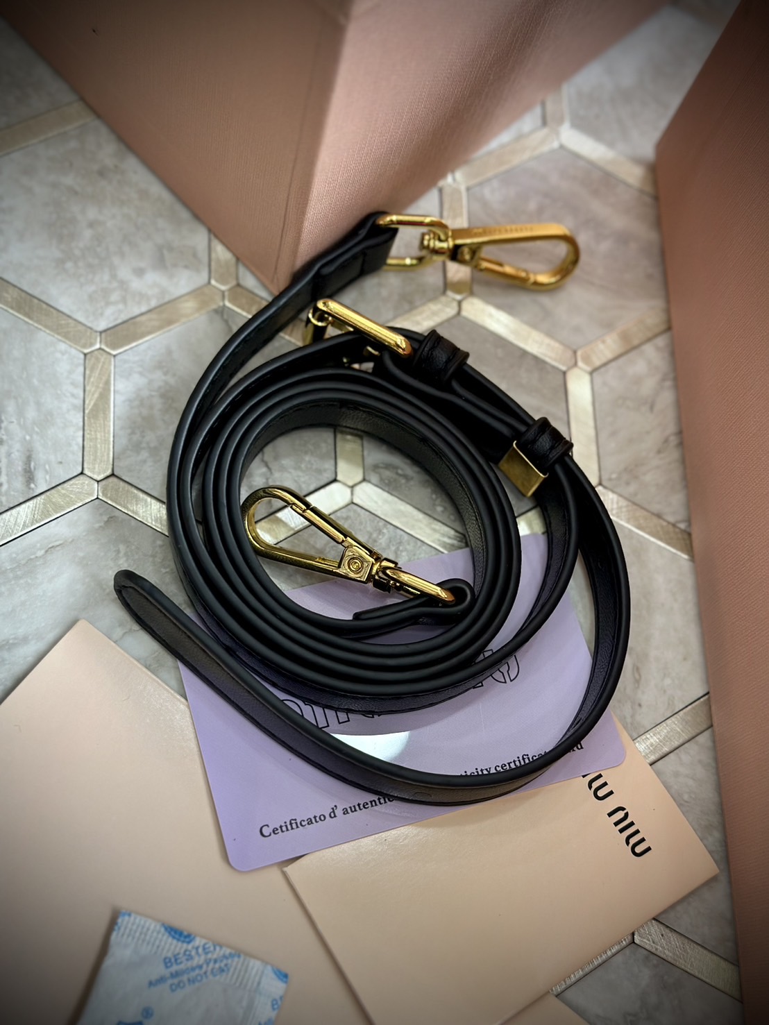 Miu Miu Woven fabric handbag with leather trim กระเป๋าสานดีไซส์ย้อนยุค