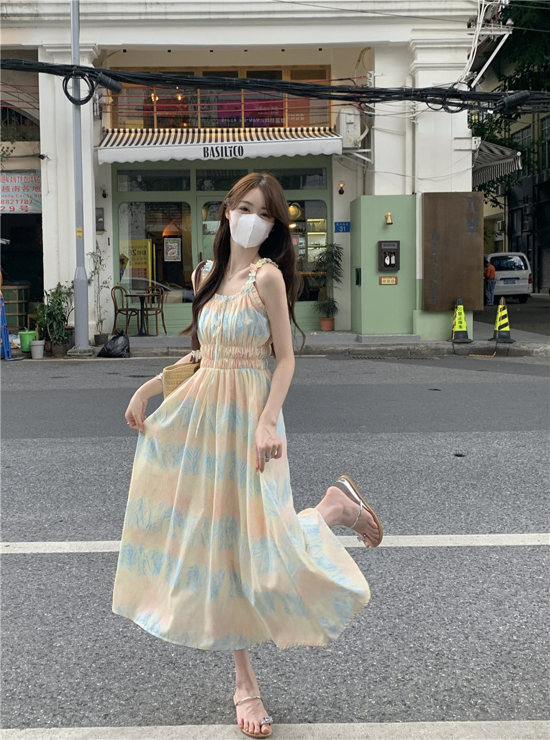 พร้อมส่ง 🍐 Elise dress เดรสสายเดี่ยวลายน่ารักมาก