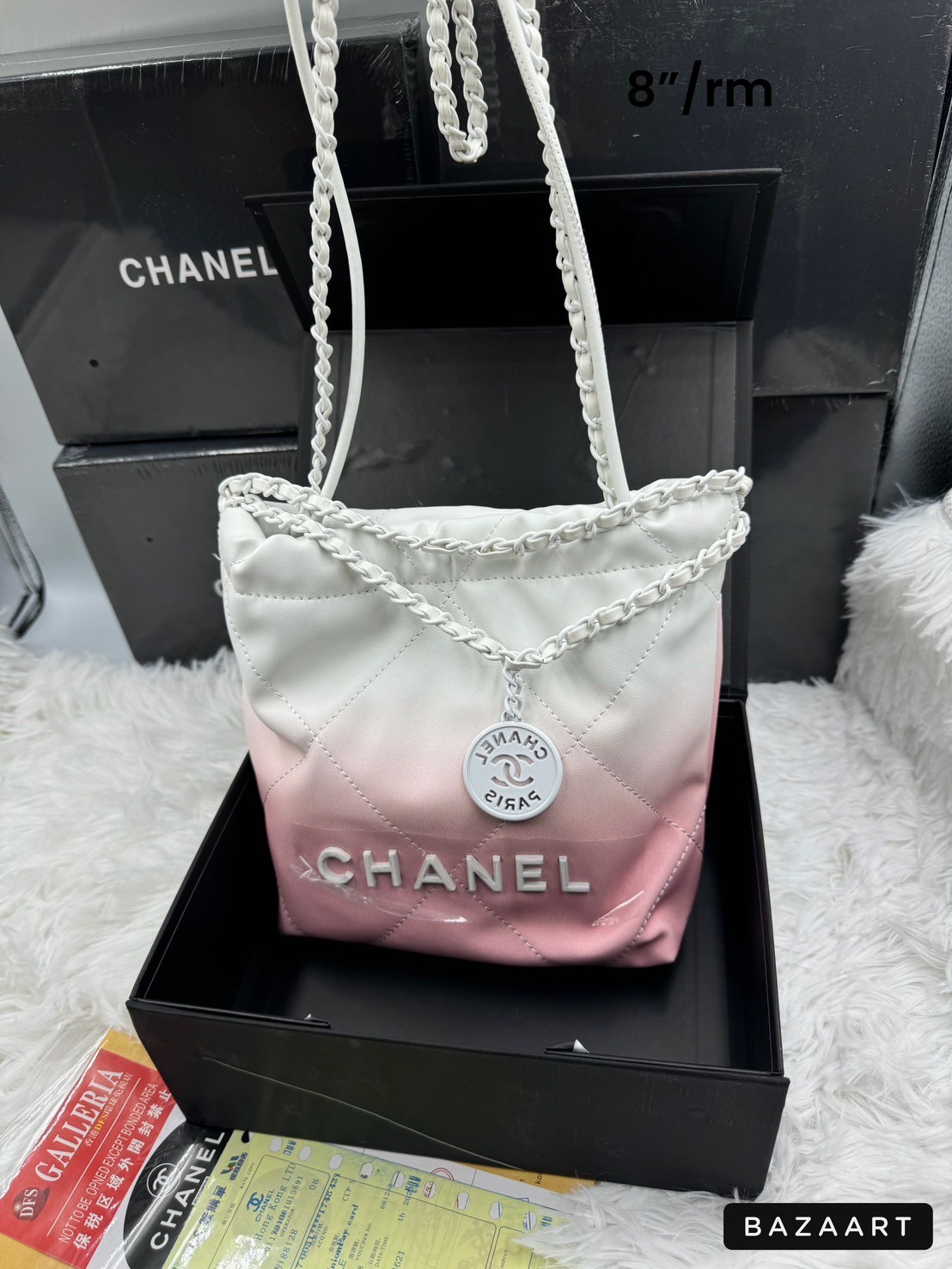 CHANEL 22 Mini Handbag Patent Gradient & Lacquered Metal White / SS22 Logo CC shopping tote กระเป๋าทรงโท้ทไล่สี รุ่นใหม่ มีเสน่ห์ดูดี ดูแพงที่สุด เกรดไฮเอน 1:1