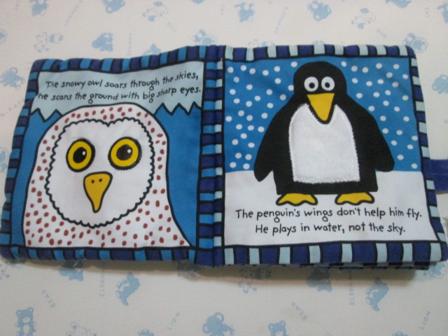 Priddy Book "Snowy Bear and friends" หนังสือนิทานผ้ามือสอง