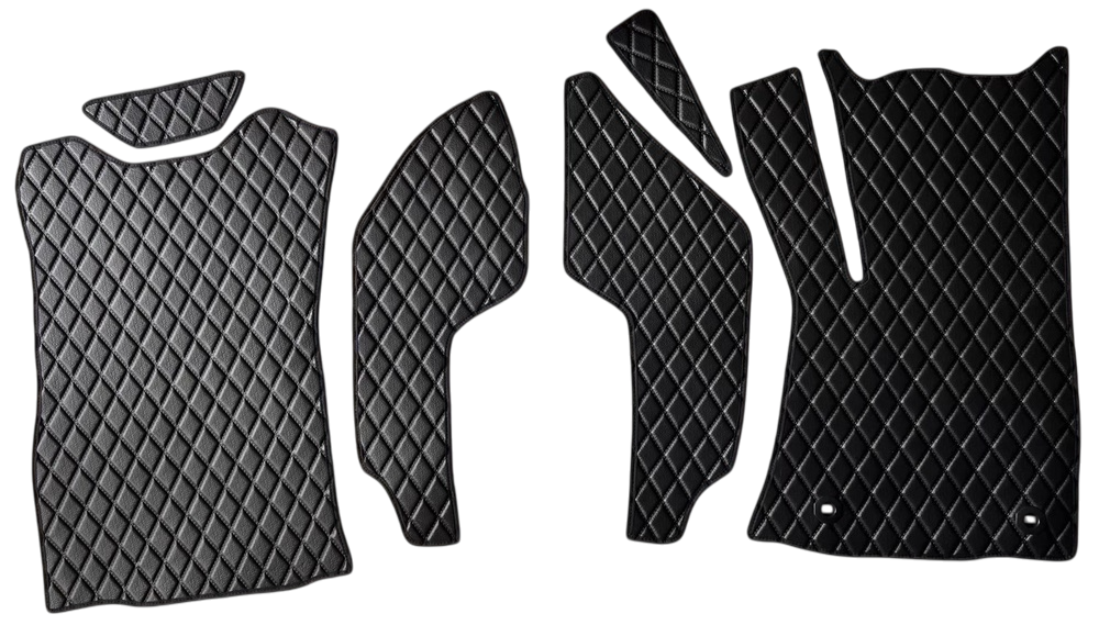 ยางปูพื้นรถยนต์ TOYOTA INNOVA CRYSTA ลายไดมอนด์ สีดำ เต็มคัน (พร้อมส่ง)