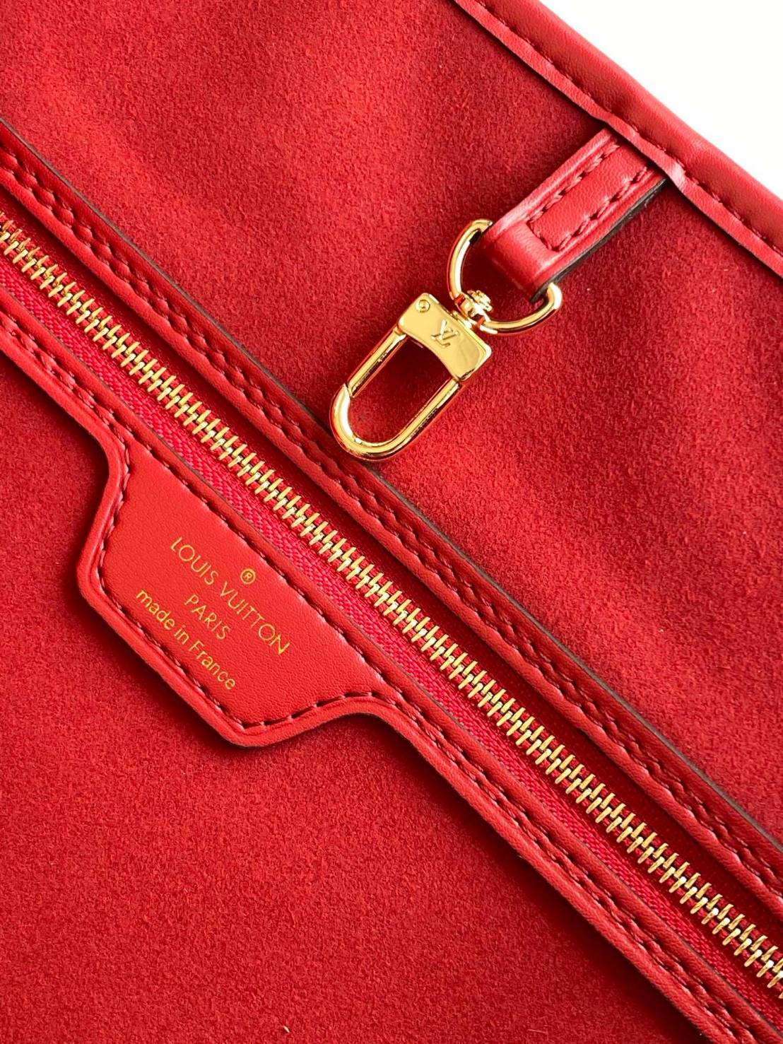 เกรดเทพ Top ORI | LV Neverfull MM Epi Leather กระเป๋าทรงโท้ทเนเวอร์ฟูล หนังแท้เกรดดีสุด หนังลายไม้ พร้อมใบลูก ลายโมโนแกรม ด้านในบุด้วยซับในไมโครไฟเบอร์ ช่องพ็อกเก็ต ซิป 1 ช่อง งานสวยมาก ตัดเย็บดีทุกจุด 🤍 เกรดเทพออริจินอล สลับแท้ 1:1