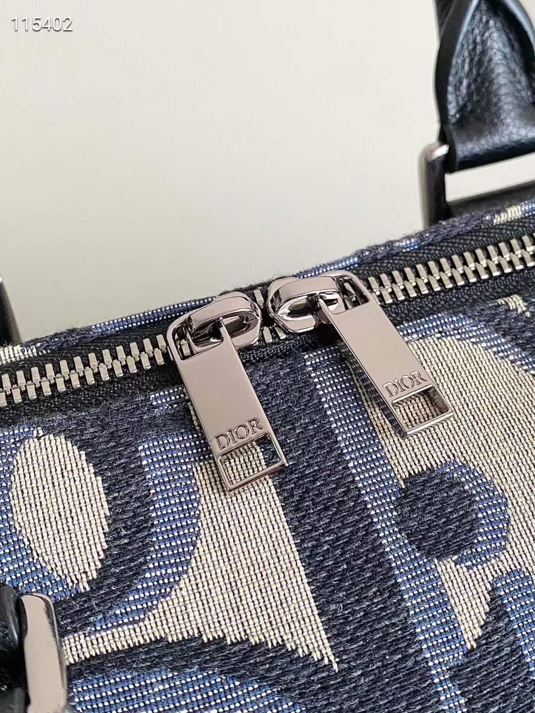 DIOR Weekender 40 Maxi / DIOR Keepall กระเป๋าสะพายใบใหญ่ Maxi Dior Oblique - Men's Fashion จุของได้เยอะ หรูหรามีระดับเป็นเอกลักษณ์