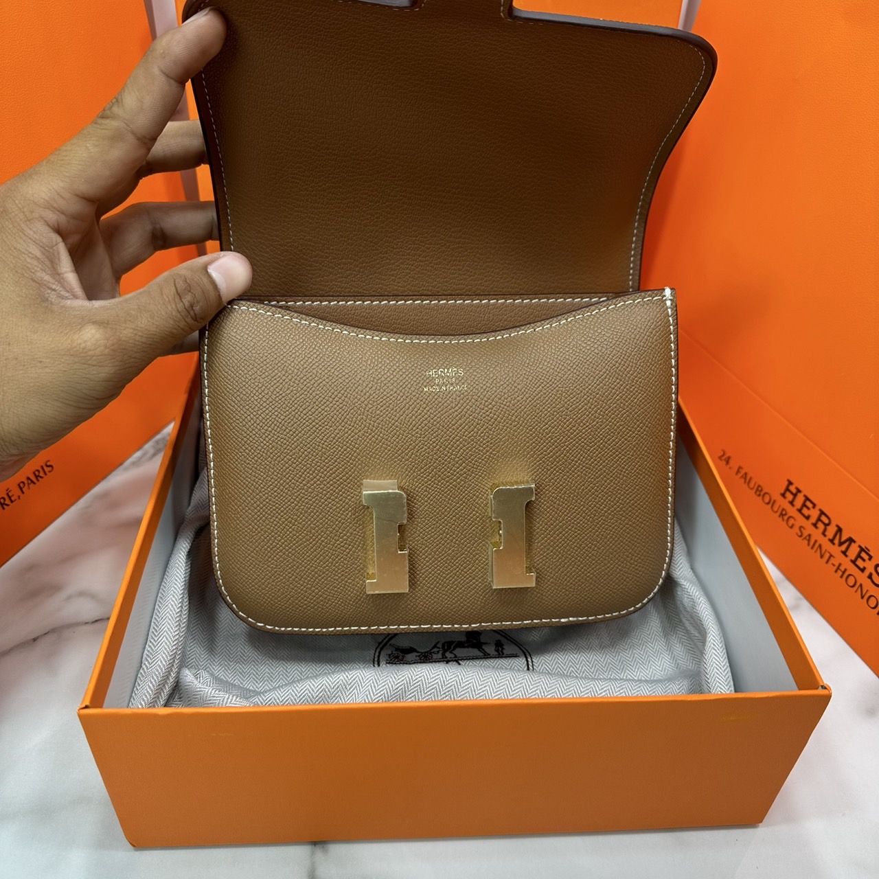 ORI หนังแท้ | Hermes Constance Bag กระเป๋าสะพายที่สุดแห่งหรูหราลัคชู นิยามของความสง่างามเหนือกาลเวลา แบรนด์เนมในฝัน งดงามดั่งเจ้าหญิง