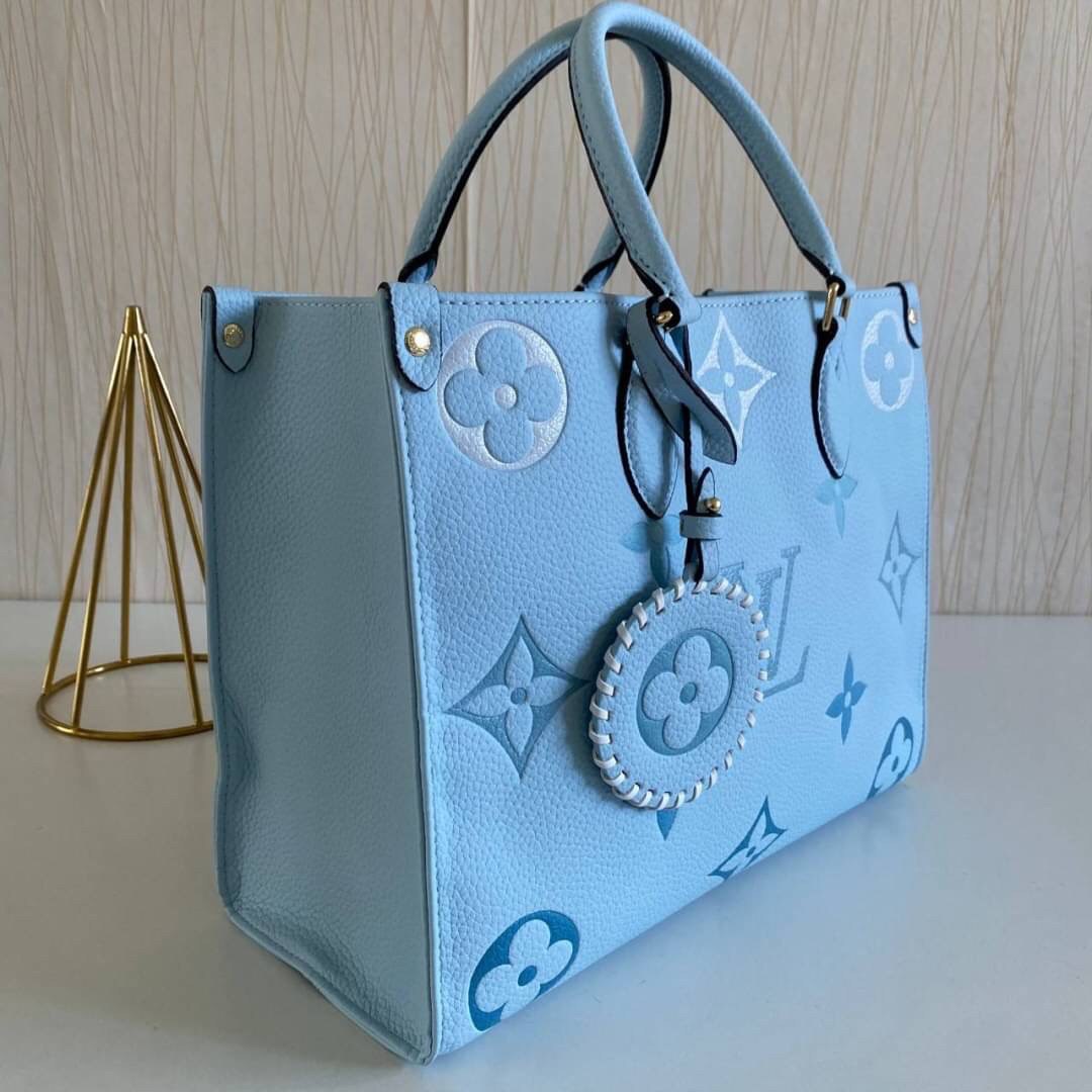 พรีเมี่ยมกิ๊ฟแท้ 100% 】พร้อมส่งที่ไทย!! ที่นี่ที่เดียว Louis Vuitton Shopping Bag Pastel Collection งานหนังแท้ทั้งใบ สีพาสเทลสวยละมุนมากค่ะ มีจำนวนจำกัดนะคะ