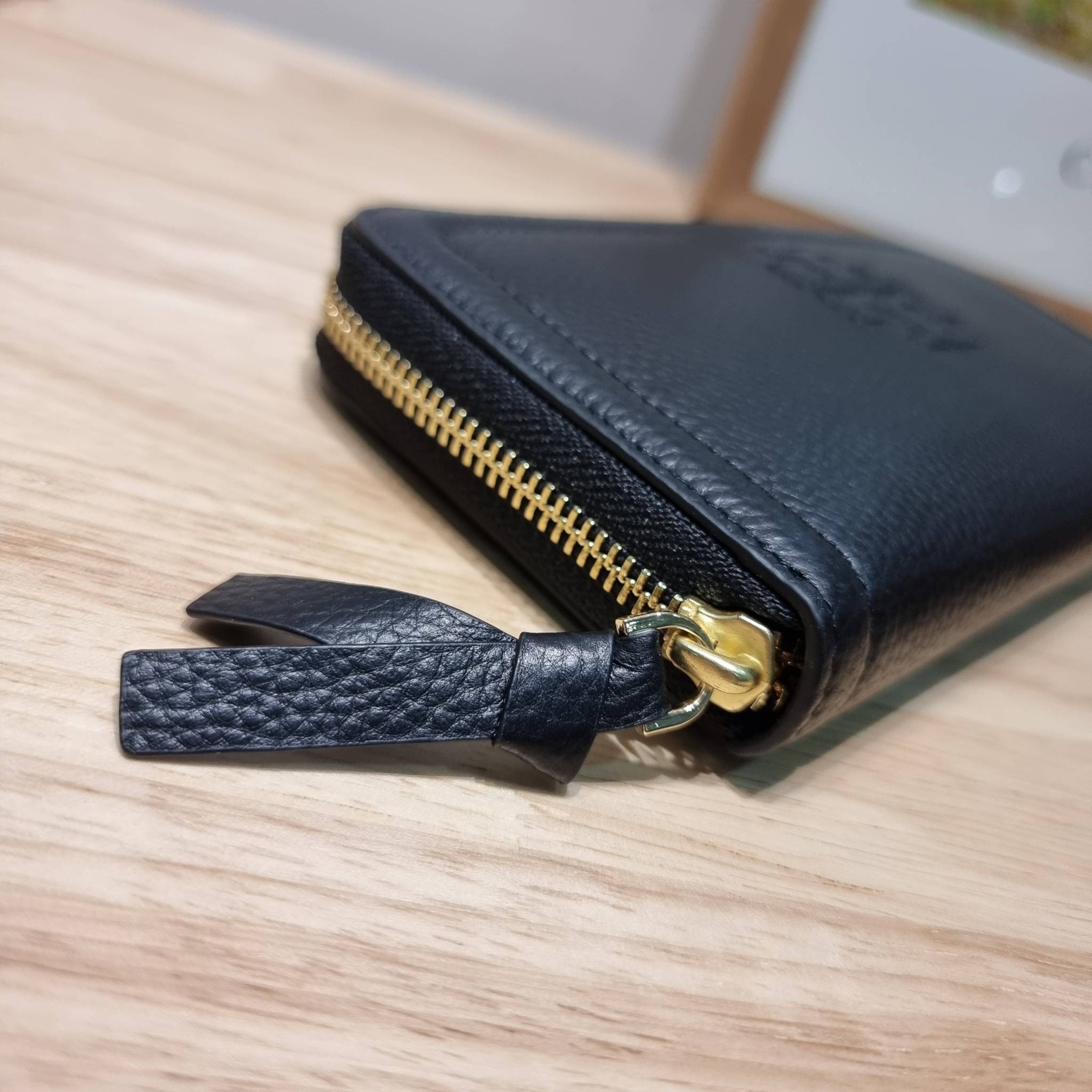 TORY BURCH THEA MULTI GUSSET ZIP CONTINENTAL WALLET กระเป๋าสตางค์ใบยาวเบสท์เซลเลอร์ ขนาดกำลังพอเหมาะ ดีไซน์เรียบหรู