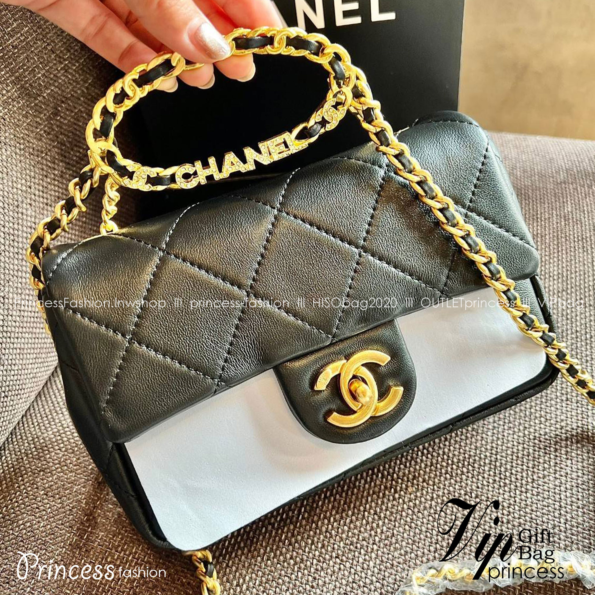Chanel Small Flap Bag with Top Handle 8" /CHANEL CHAIN SHOULDER BAG กระเป๋าสะพายได้และหิ้วได้ หนังสวย เรียบ สัมผัสนุ่มมือ น่าใช้มากๆ