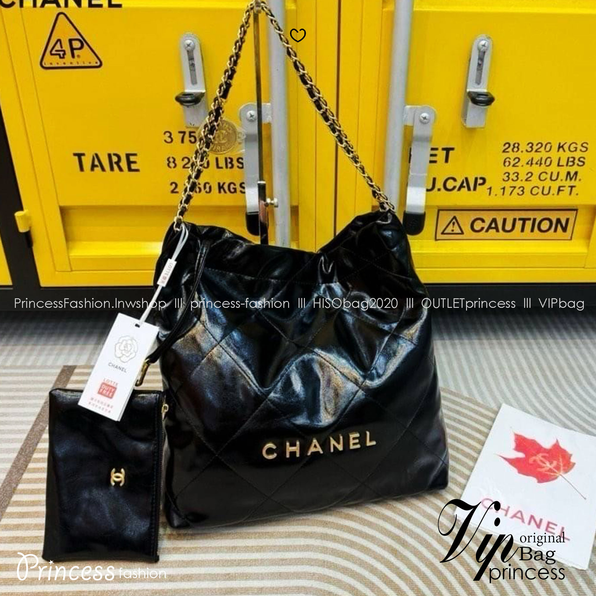 CHANEL 22 Handbag กระเป๋าสะพายทรงโท้ทรุ่นใหม่ ที่ได้รับการตอบรับดีมาก เกินต้านที่สุดกับไอเท็มนี้ ที่สาวๆหรือใครๆก็ต้องมีแล้ว!! แค่เห็นก็หลงรัก