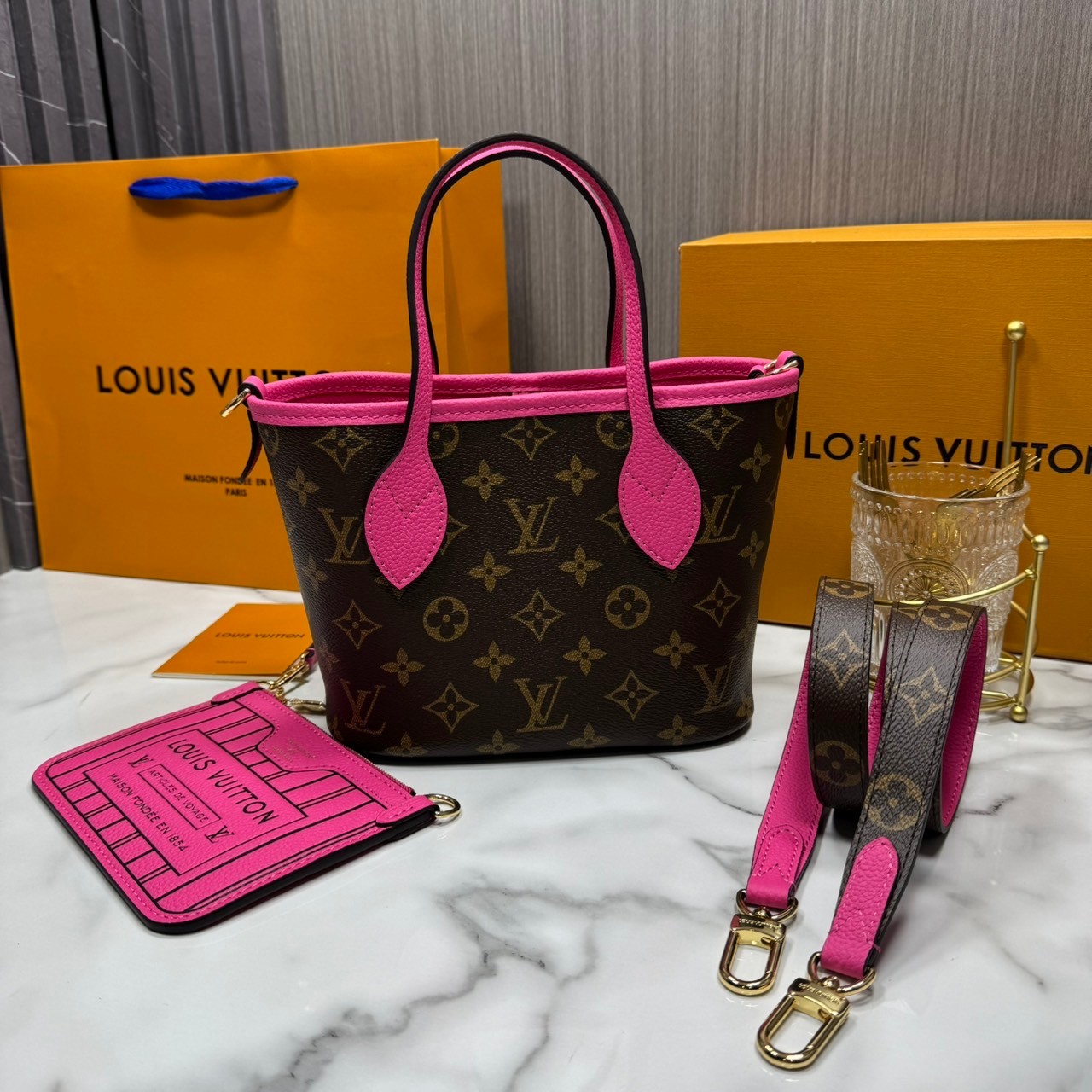 เกรดเทพ Top ORI | LV Neverfull Bandoulière Inside Out BB Bag กระเป๋าทรงโท้ทไซส์เล็ก พร้อมใบลูก กลับใช้งานได้ 2 ด้าน เกรดดีสุด หนังแท้ แคนวาสแท้