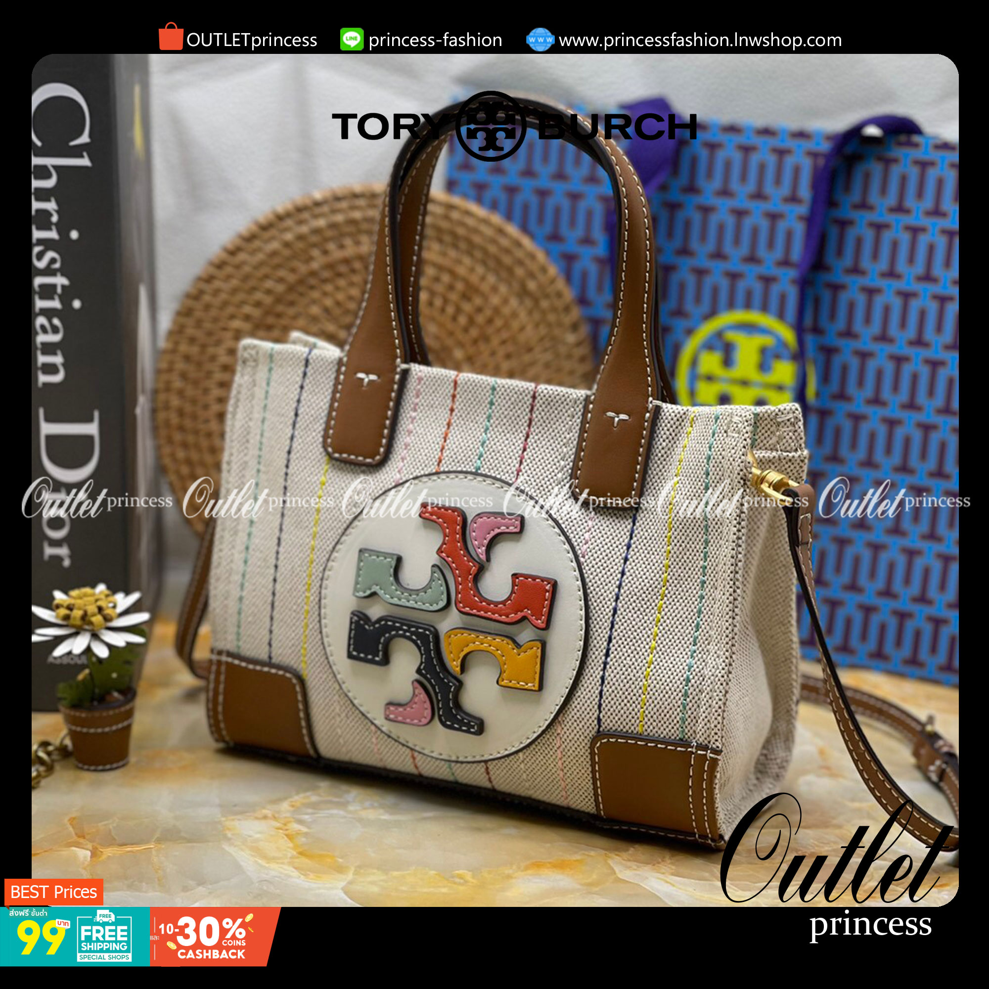 Tory burch ella multi stitch canvas micro tote กระเป๋าใบนี้บอกเลยว่าสไตล์เก๋และแปลกตาเลยทีเดียว กระเป๋าทรงสี่เหลี่ยมขนาดมินิ มีสายเล็กๆ สำหรับสะพายข้าง ลวดลายและสีสันบนกระเป๋ามีเอกลักษณ์ความเป็นวินเทจแบบทอรี่โดยเฉพาะ เป็นอีกหนึ่งแอ็กเซสเซอรี่ที่ทางแบรนด์ร