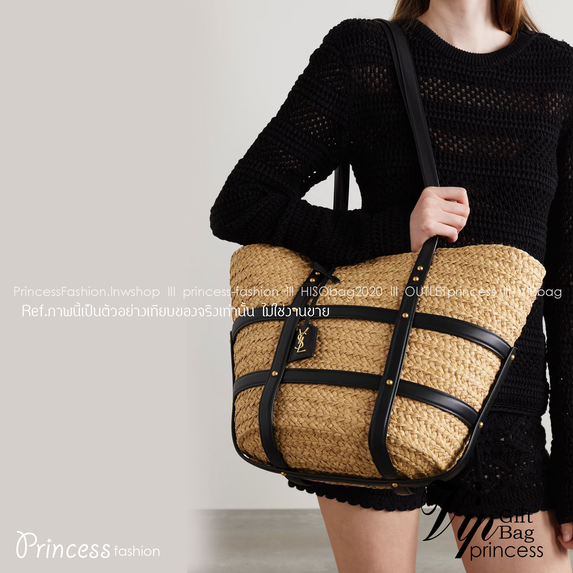 YSL PANIER STUDDED LEATHER TRIMMED WOVEN RAFFIA สวยไม่ซ้ำใคร ใหม่ที่สุด กับกระเป๋าสะพายสานทรงยูนีค ที่เติมดีเทลความหรูด้วยสายหนังคาดตกแต่ง ดูแพงไปอีก