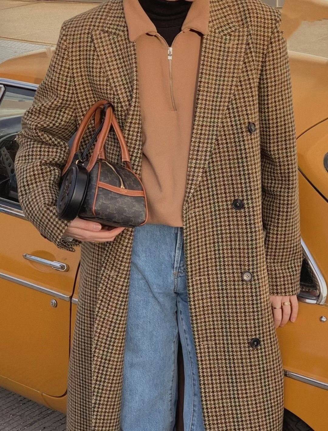 VIP 】CELINE VINTAGE BAG 2021 handlebag canvas งานหนังแท้ผสมแคนวาส โดดเด่นไม่เหมือนกับลวดลายแคนวาสที่เป็นเอกลักษณ์แบรนด์แบบไม่เหมือนใครให้ด้วยความเรียบหรู เหมาะสำหรับการใช้งานในชีวิตประจำวันเป็นอย่างมาก