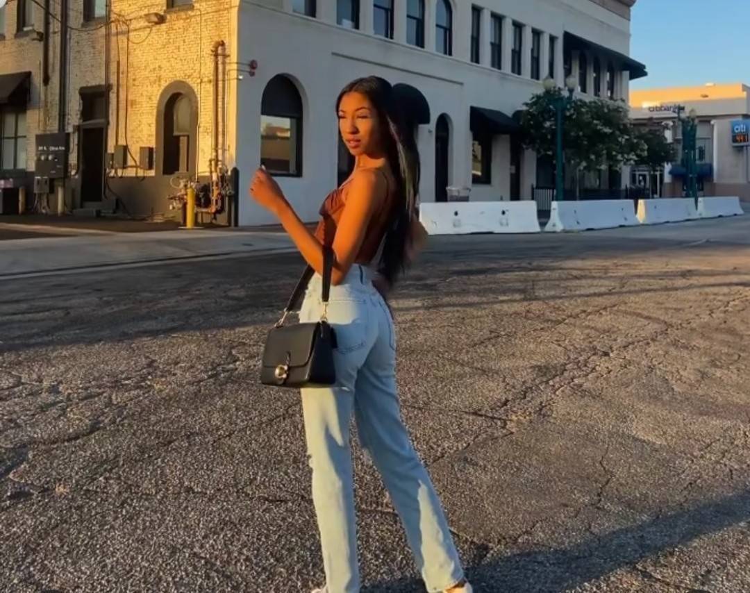 COACH SOFT TABBY SHOULDER BAG (C4823//C5261) กระเป๋าถือ กระเป๋าสะพาย ที่ใครๆก็เข้าถึงได้ หรูหรา คลาสสิค ลุคเรียบร้อย แต่ความสวยไม่น้อย! ดาเมจความลุคผู้ดีรุนแรงมาก!!เกินต้าน!!// วัสดุหนังแท้ทั้งใบ หนังเรียบ หนังนิ่มมากๆ อยู่ทรงสวยมากๆด้วย// ด้านในโล่งกว้าง