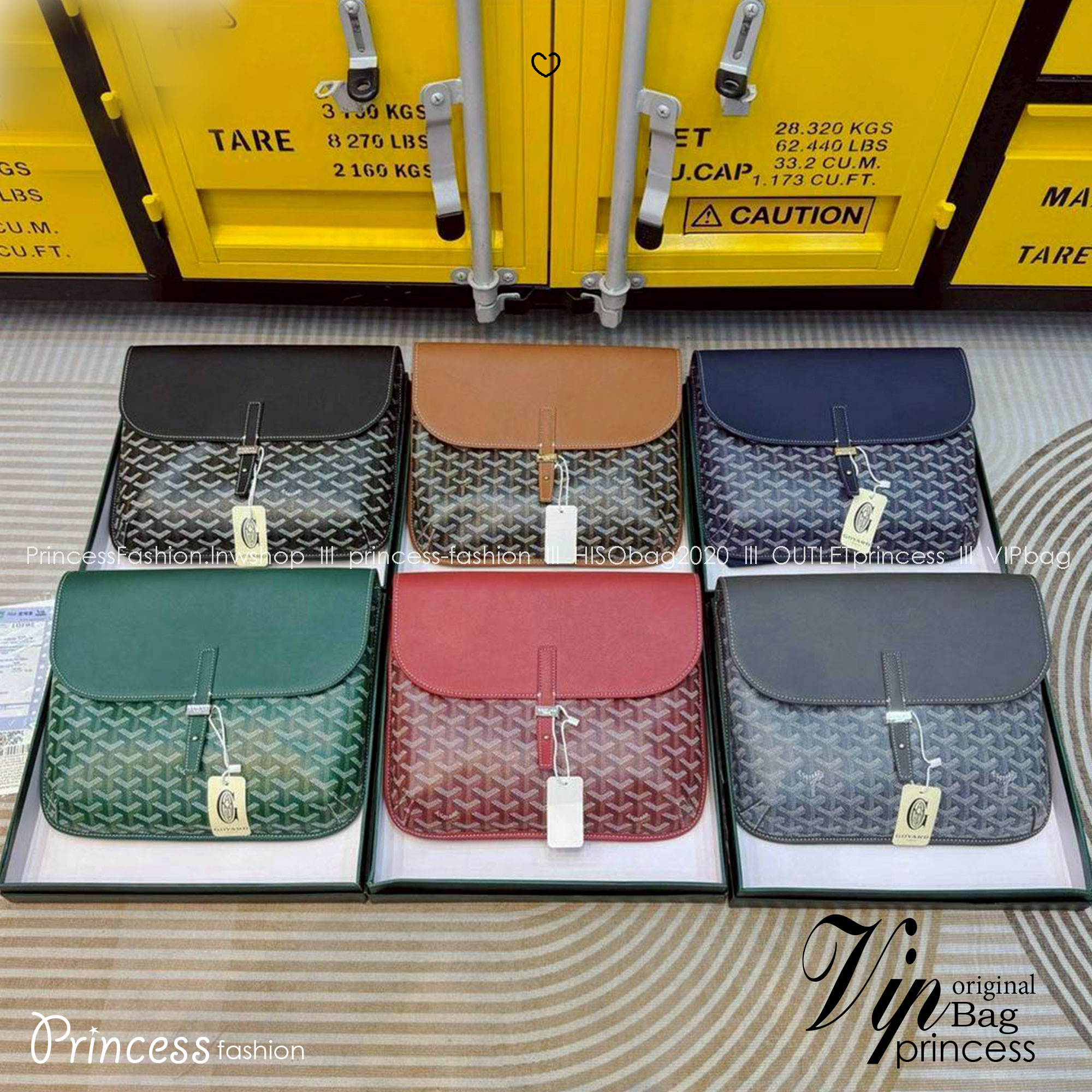 Goyard Coursier Messenger bag กระเป๋าแมสเซ็นเจอร์ดีไซน์ใหม่ กะทัดรัดใช้งานได้อย่างคล่องตัว เหมาะมากสำหรับสายสปอร์ต ที่สุดของความหรูตอบโจทย์การใช้งาน ใบจริงสวยงามตามรูปค่ะ