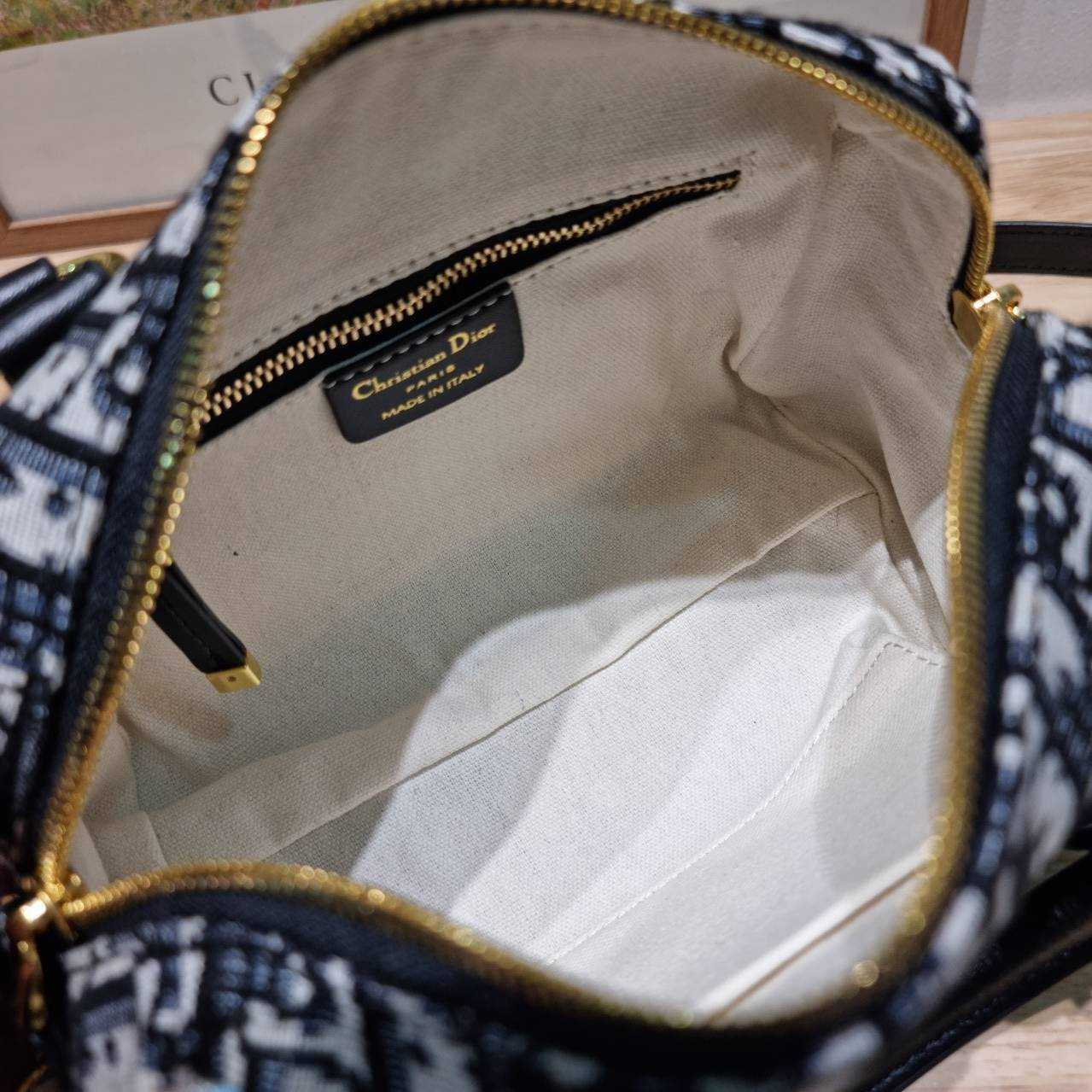 DIOR Groove 20 Bag / Dior Keepall Oblique Jacquard กระเป๋ารุ่นใหม่สุดคลาสสิค ดูดีและมีเทส รูปทรงหมอนยอดฮิต เกรดวีไอพี ไฮเอน 1:1 ใช้งานต่างประเทศได้