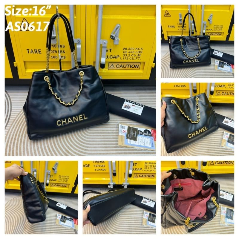 Chanel Tote Leather Bag กระเป๋าทรงโท้ทใบใหญ่ หนังเรียบผิวสัมผัสดีงามน่าหลงใหล อะไหล่สีทองเงางาม ดีไซส์เรียบหรูใช้งานง่าย รุ่นนี้สามารถใช้ได้ทั้งผู้หญิงและผู้ชายน้า