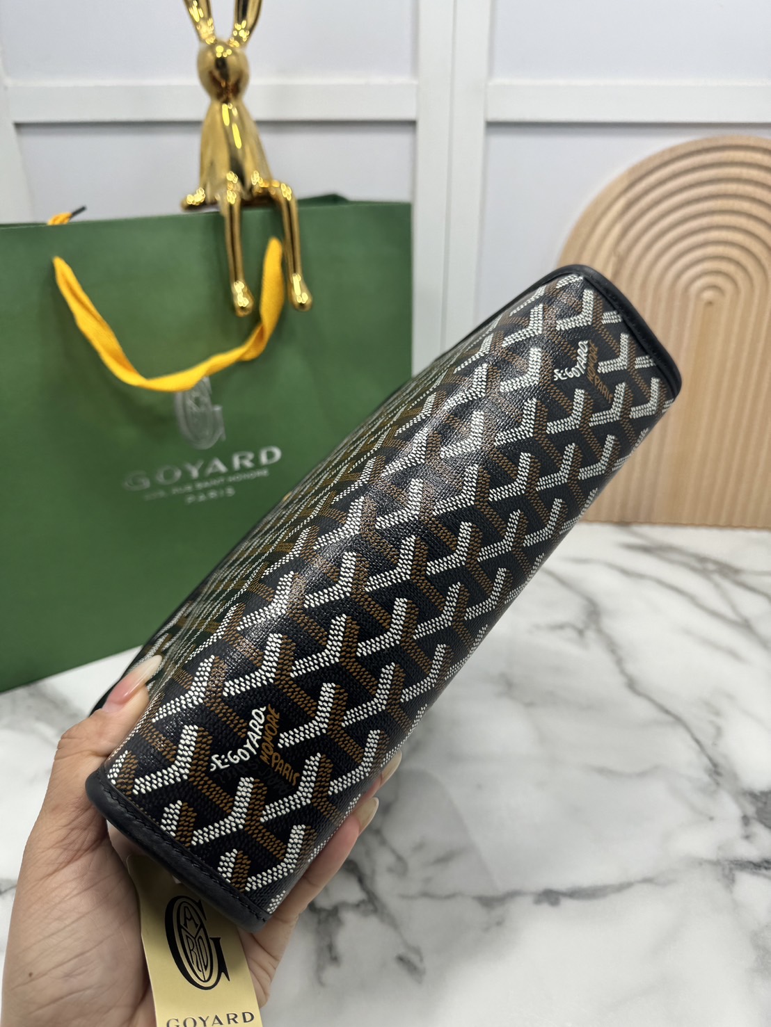 ORI หนังแท้ | Goyard Jouvence MM Toiletry Bag / Goyard Clutch bag กระเป๋าทรงคลัชกะทัดรัด เหมาะสำหรับการเก็บของในแนวตั้งและป้องกันการหกหรือรั่วไหล แคนวาสทำความสะอาดง่าย