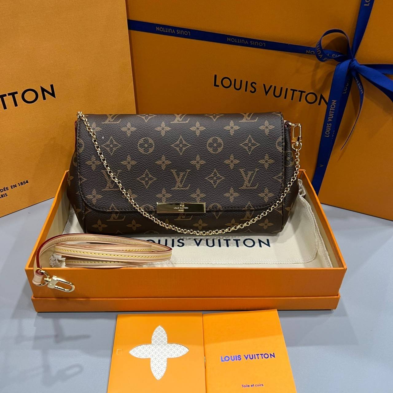 Ori 25cm Louis Vuitton favorite / LV Favorite Monogram Damier Ebene MM เกรดออริจินอล ใช้แทนใบจริงได้ ภาพถ่ายจากงานขายจริง ใช้งานต่างประเทศได้ค่ะ