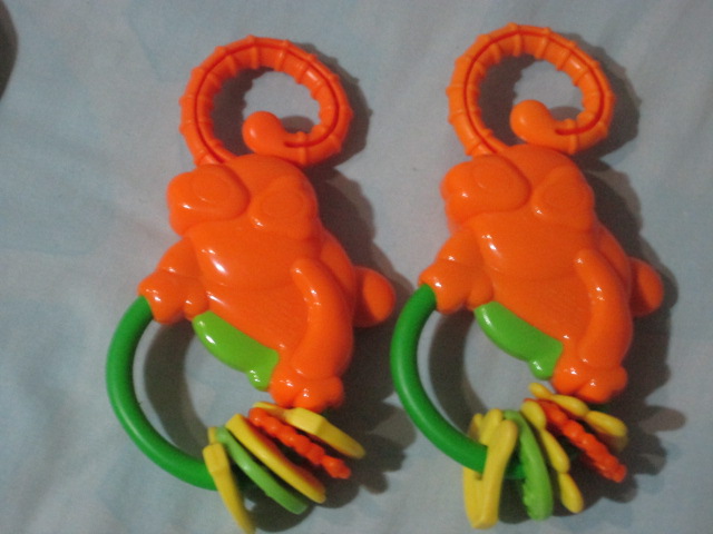 Fisher-Price Rainforest Monkey Teether ของเล่นมือสอง