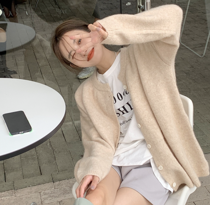 พร้อมส่ง 🍋 Putting sweater เสื้อสเวตเตอร์สีครีมสวยๆ (IN35739)