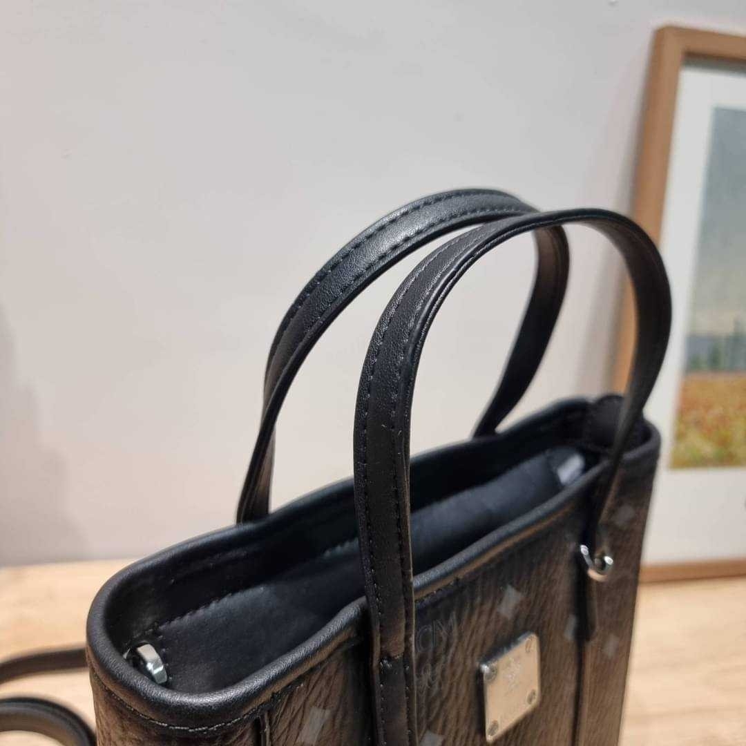 M.C.M MINI TONI SHOPPER IN VISETOS กระเป๋าถือ/สะพายข้าง ทรงโท้ทไซส์มินิ สวยคลาสสิค เกรดท็อปออริ 1:1 สลับแท้ ใช้งานต่างประเทศได้