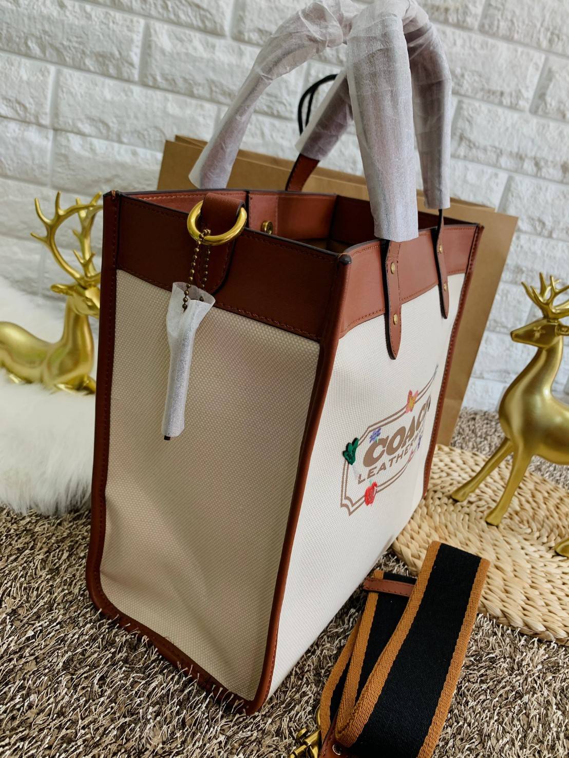 COACH Garden Embroidery women's square tote bag LIMITED EDITION COACH X HBC COLLECTION