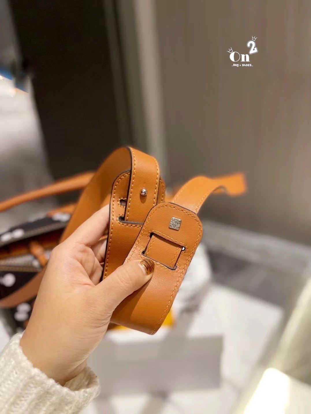 Loewe Puzzle Bag / Loewe X My Neighbor Totoro Puzzle bag การร่วมงานสุดคิวท์ที่น่าจับจอง สำหรับใครที่ชื่นชอบการ์ตูนแอนิเมชั่นญี่ปุ่นอย่าง My Neighbor Totoro การออกแบบคาแร็กเตอร์ที่ใครๆ ต่างก็บอกว่าน่ารัก ล่าสุดก็เป็นที่น่าตื่นเต้นอีกครั้ง เมื่อสตูติโอดังได