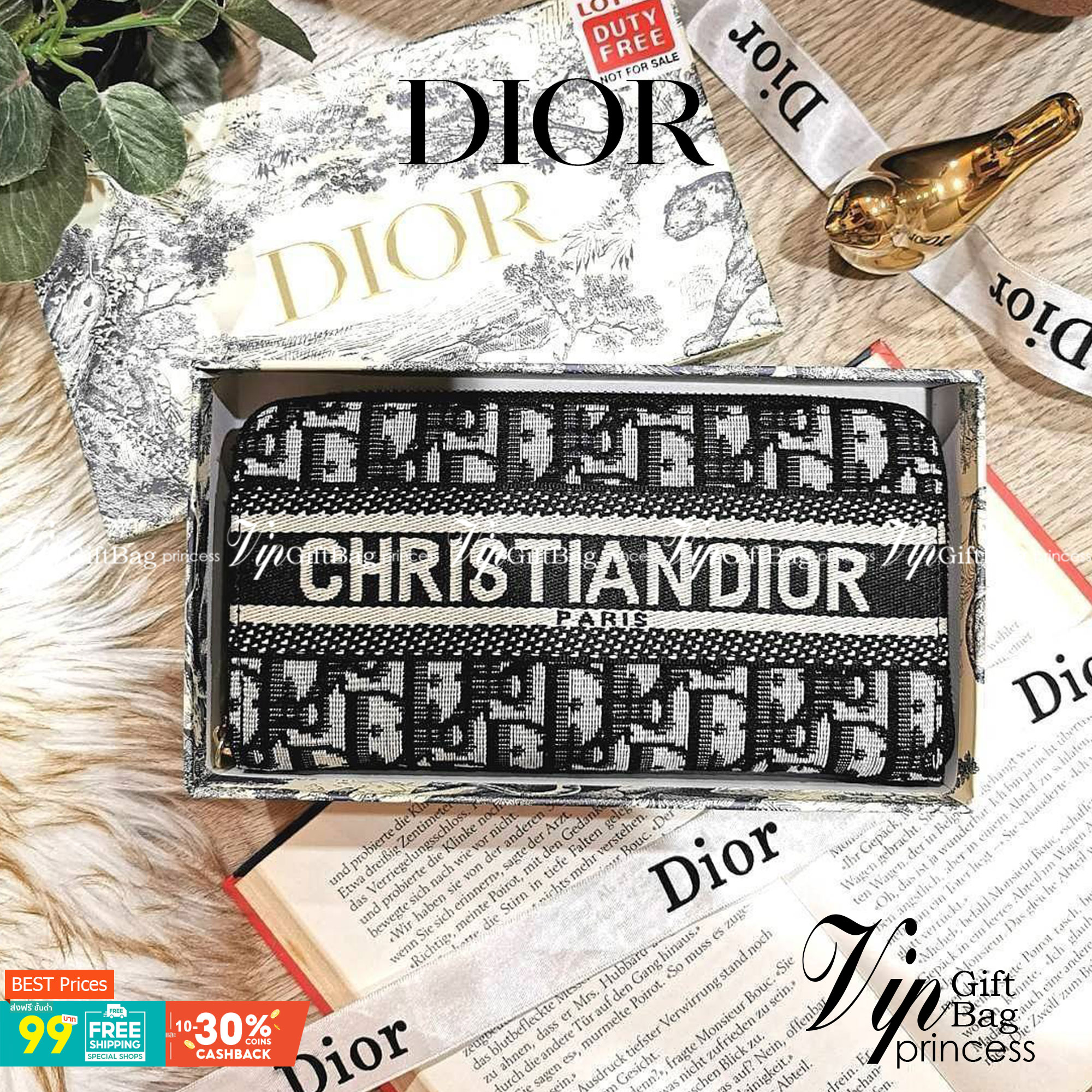 VIP 】CHRISTIAN DIOR ANAGRAM LONG WALLET VIP GIFT WITH PURCHASE (GWP) กระเป๋าสตางค์ใบยาวไอเท็มแนะนำพรีเมี่ยมกิ้ฟ Limited จาก DIOR DUTYFREE ลาย Dior Anagram สวยคลาสสิคไม่มีเอ้าท์ เปิดปิดด้วยซิปแบรนด์สีทองสะดวกใช้ ภายในมีช่องแบ่งหลายช่องและช่องซิปกลางเเยกเป็