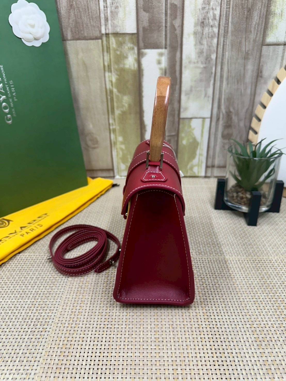 10 สี ORI หนังแท้ | GOYARD Saïgon Souple Mini Bag 20cm กระเป๋าถือ/สะพายดีไซน์หูจับไม้เป็นเอกลักษณ์ที่สวยหรูหราสง่างาม