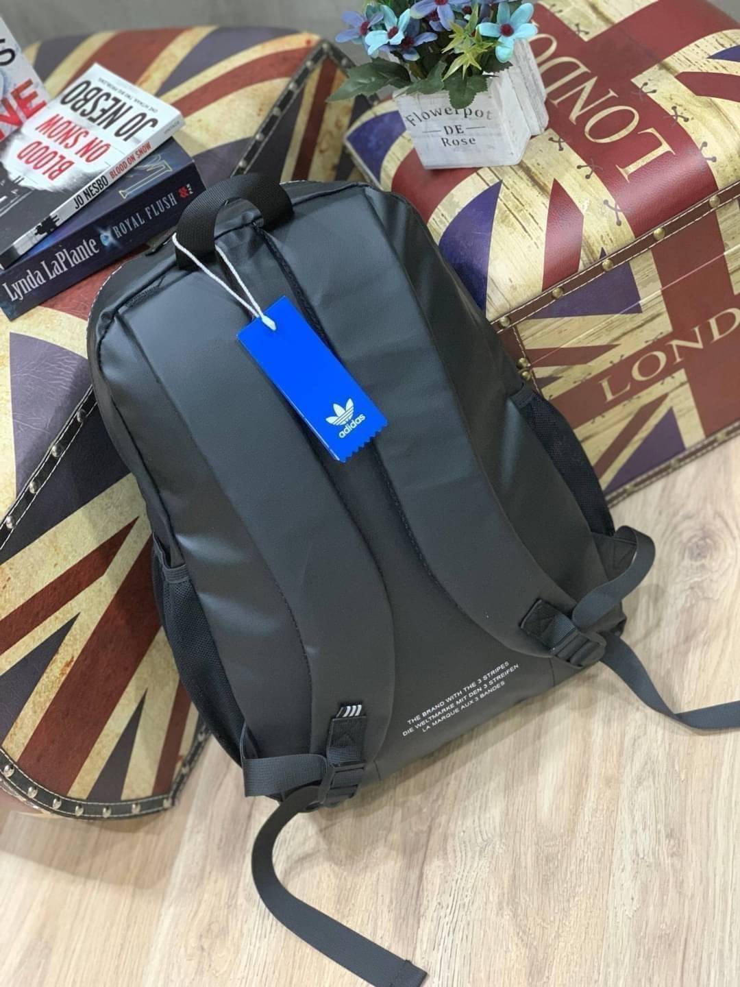 Adidas Originals 3D Backpack กระเป๋าสะพายหลัง 3D ▪️ลายอสมมาตร