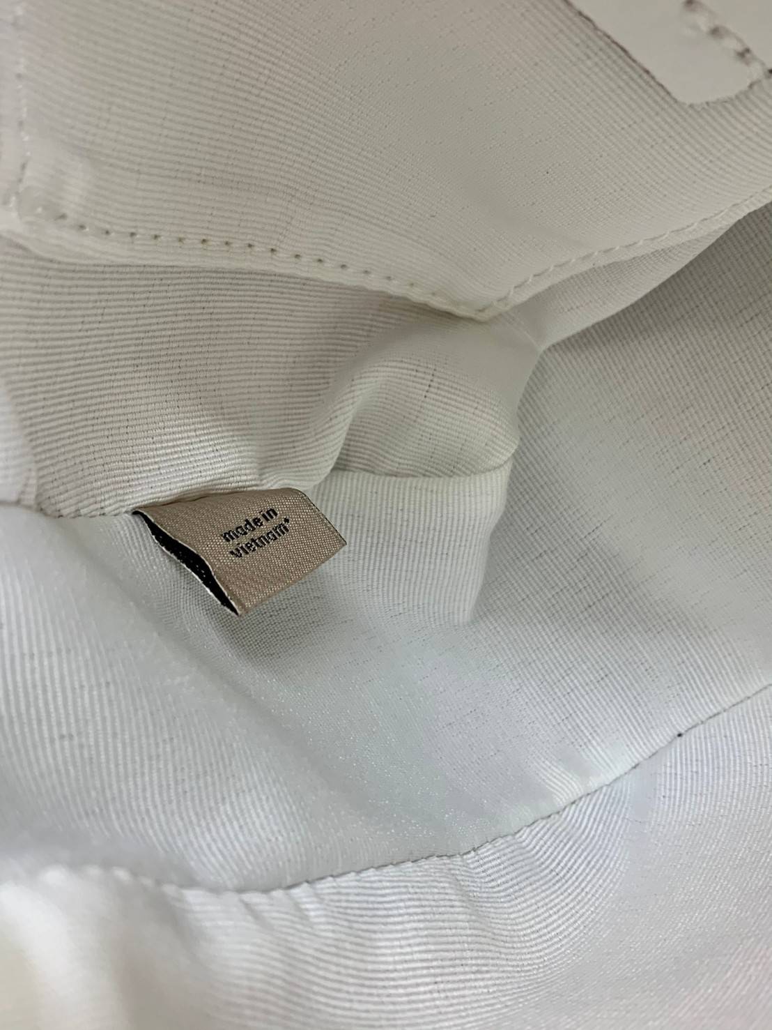 พร้อมส่งครบสี สวยทุกสีเลยค่า😘 ((CA173//CA209//CA548)) COACH TERI SHOULDER BAG 🔹กระเป๋าทรงพอช ในรูปแบบหนังแท้ หนังนิ่มสวยมากค่ะ