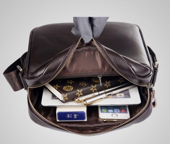 กระเป๋าสะพายข้าง ผู้ชาย กระเป๋าหนังแท้ polo แบบมีที่ปิดด้านหน้า กระเป๋าสะพาย polo รุ่นใหม่ แบบ สวยเท่ 945173