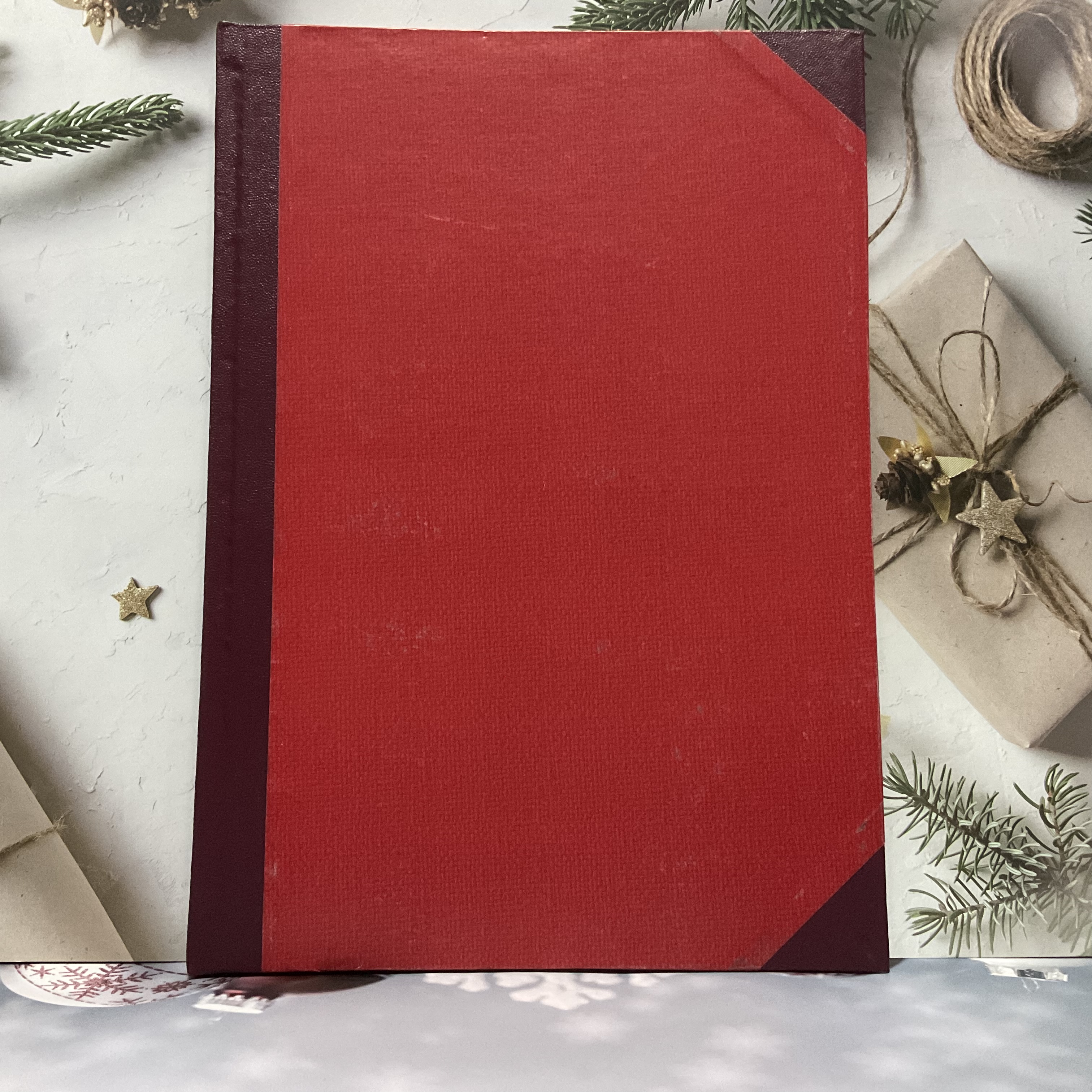 สมุดปกแข็งมุมมัน #1 4/100ผ. 80แกรม 26*37.5cm มีเลขหน้า