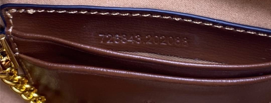 GUCCI GG half-moon-shaped mini bag เกรดออริจินอล ภาพสินค้าถ่ายจากงานขายจริง ใช้งานต่างประเทศได้ รูปทรงพระจันทร์เสี้ยวบนผ้าแคนวาส GG Supreme